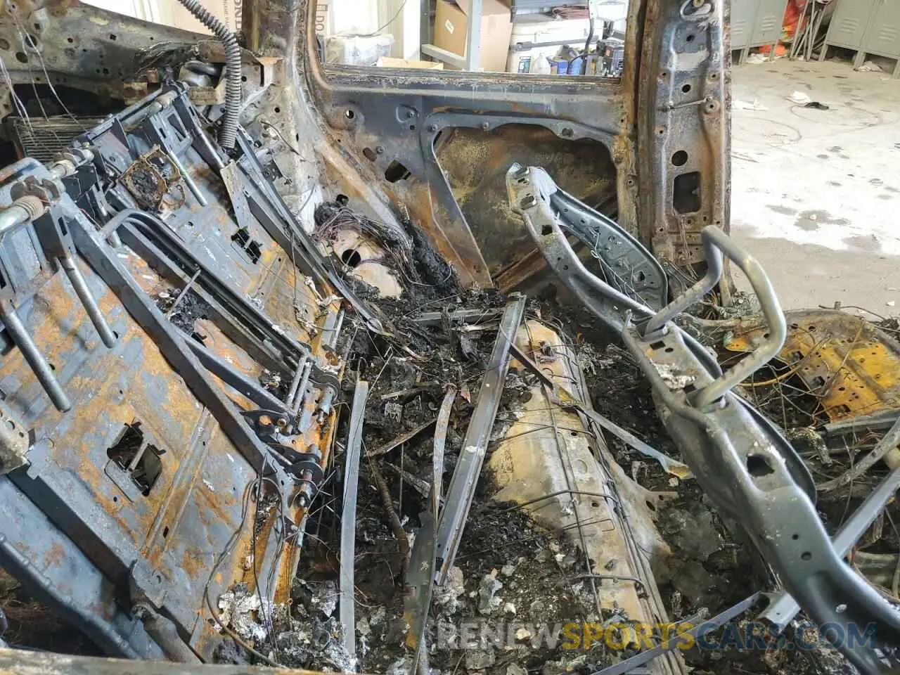 11 Photograph of a damaged car 5UXTR9C50KLP97705 BMW X3 2019