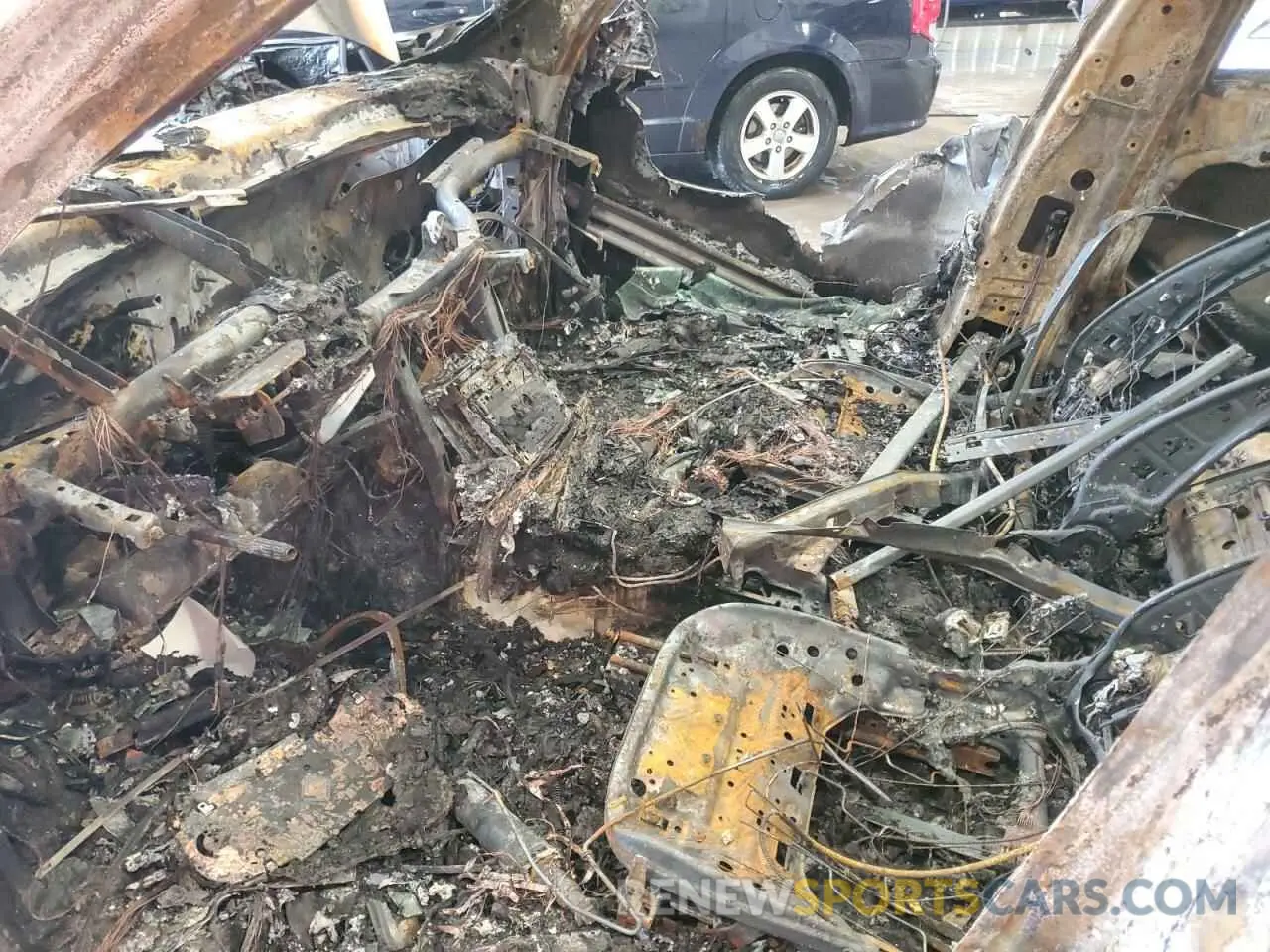7 Photograph of a damaged car 5UXTR9C50KLP97705 BMW X3 2019