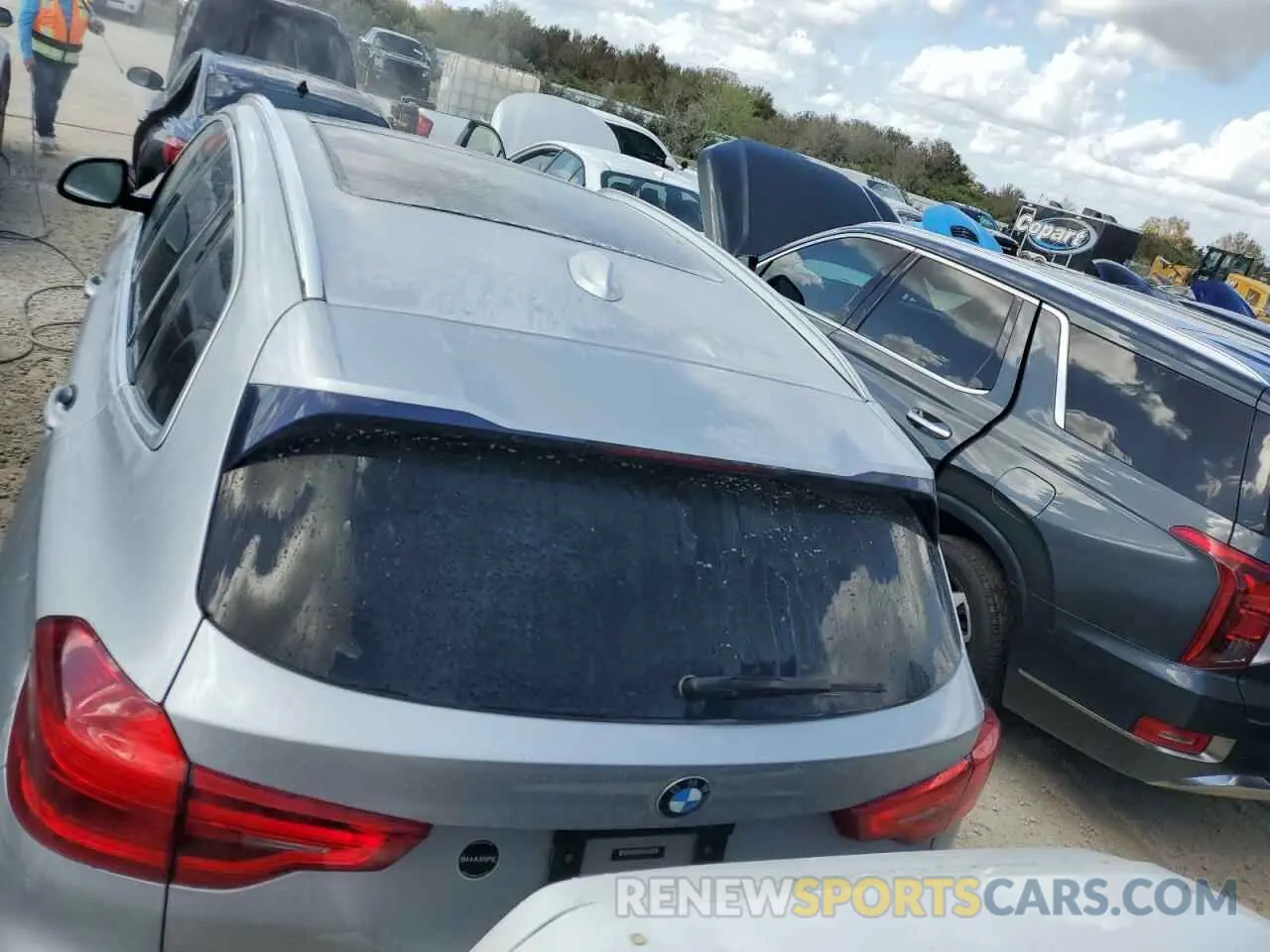 6 Photograph of a damaged car 5UXTR9C50KLR05854 BMW X3 2019