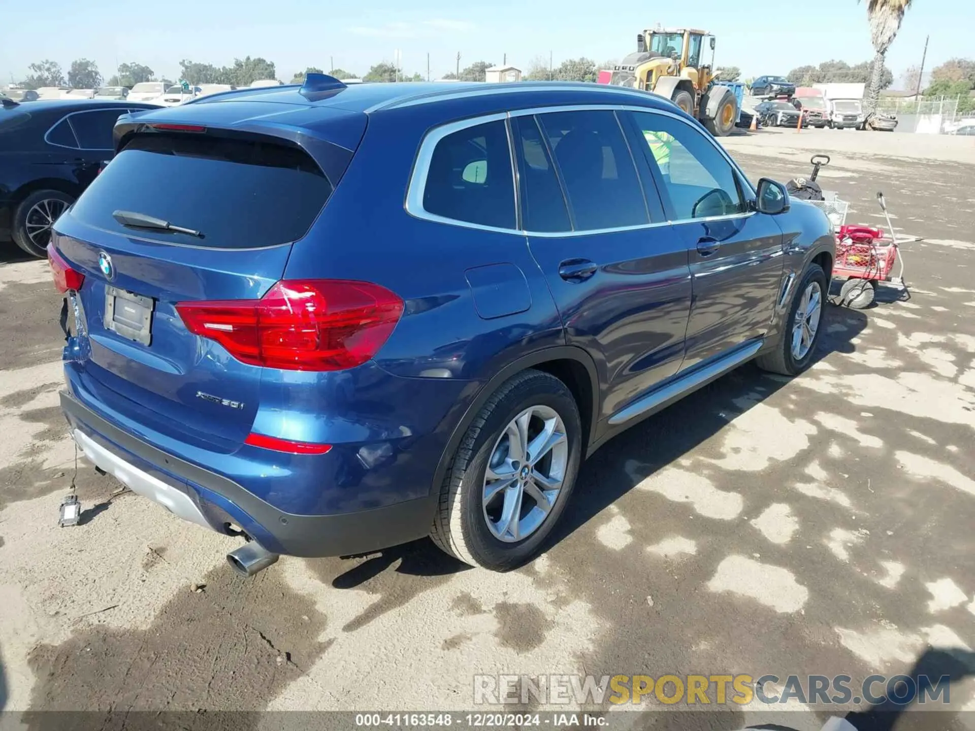4 Photograph of a damaged car 5UXTR9C50KLR06034 BMW X3 2019
