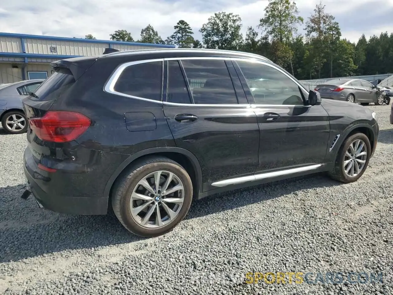 3 Photograph of a damaged car 5UXTR9C51KLE11831 BMW X3 2019