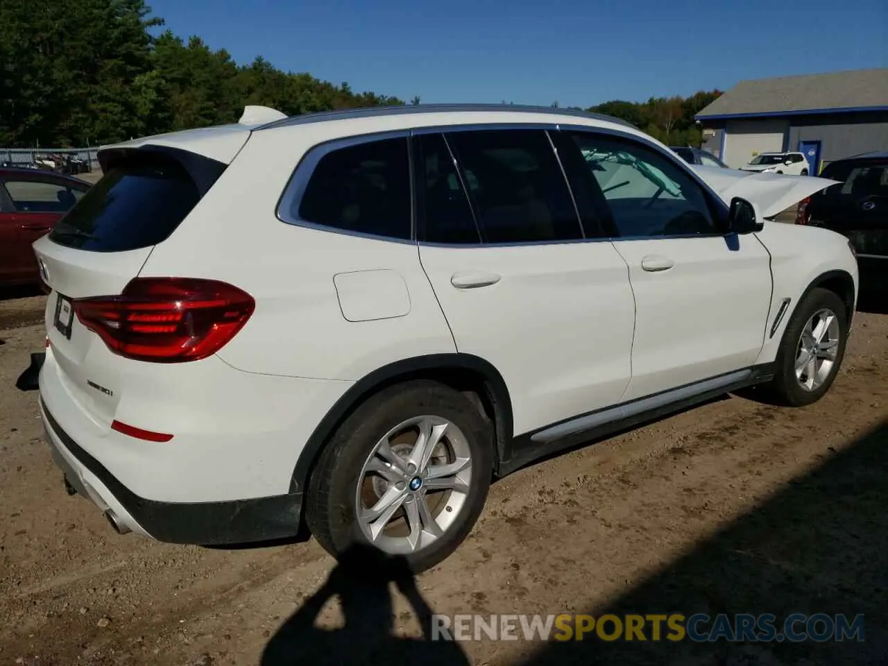 3 Photograph of a damaged car 5UXTR9C51KLE12302 BMW X3 2019