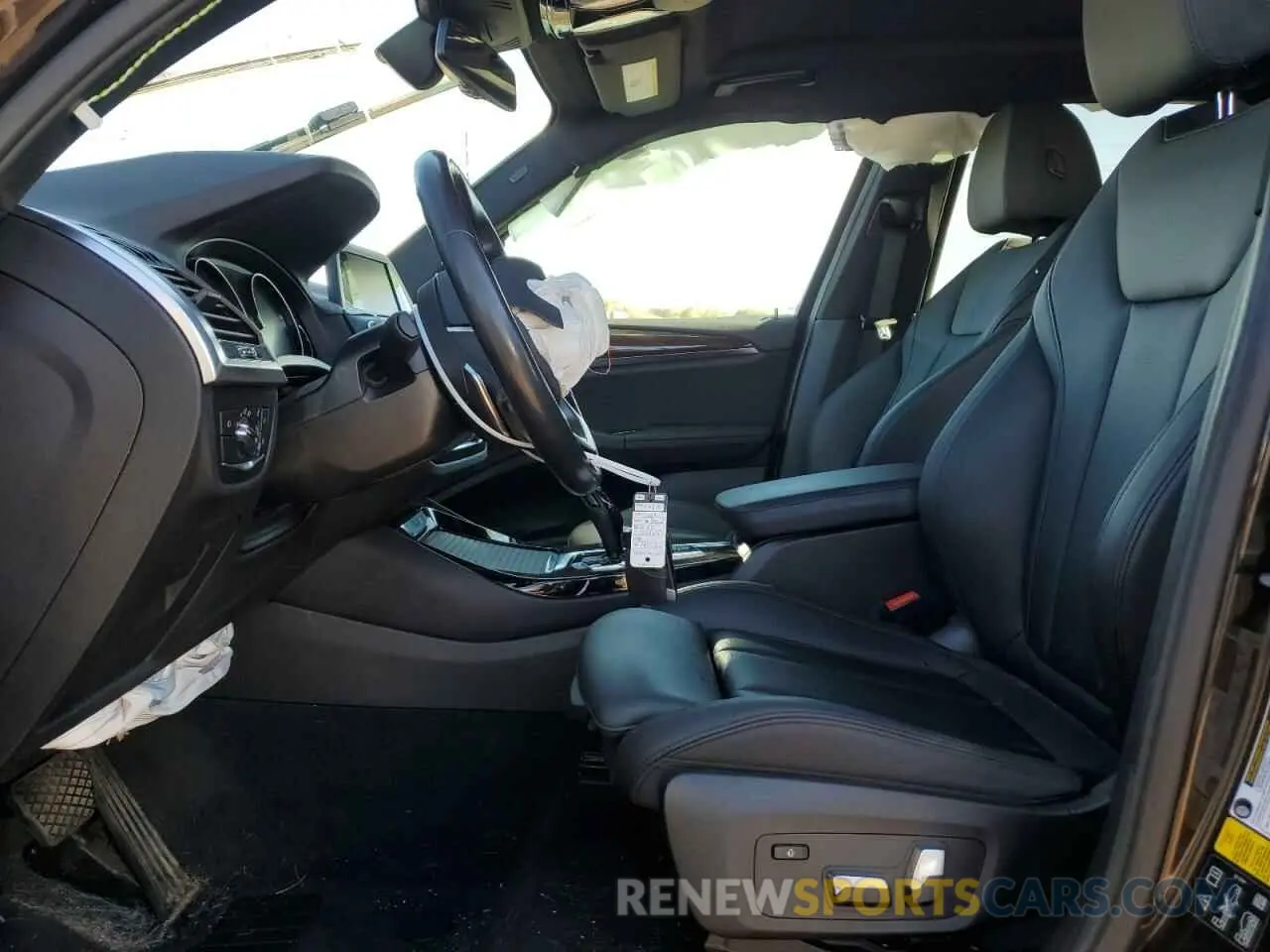 7 Photograph of a damaged car 5UXTR9C51KLP92335 BMW X3 2019