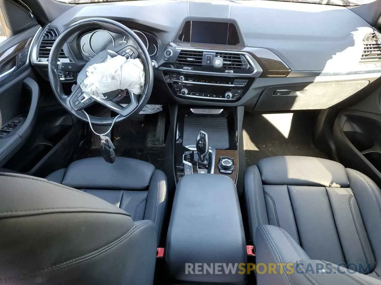 8 Photograph of a damaged car 5UXTR9C51KLP92335 BMW X3 2019