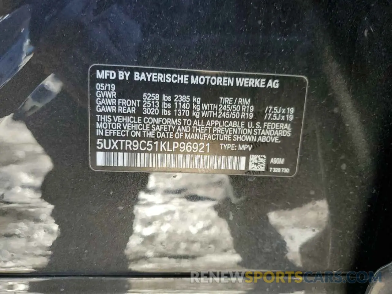 14 Photograph of a damaged car 5UXTR9C51KLP96921 BMW X3 2019
