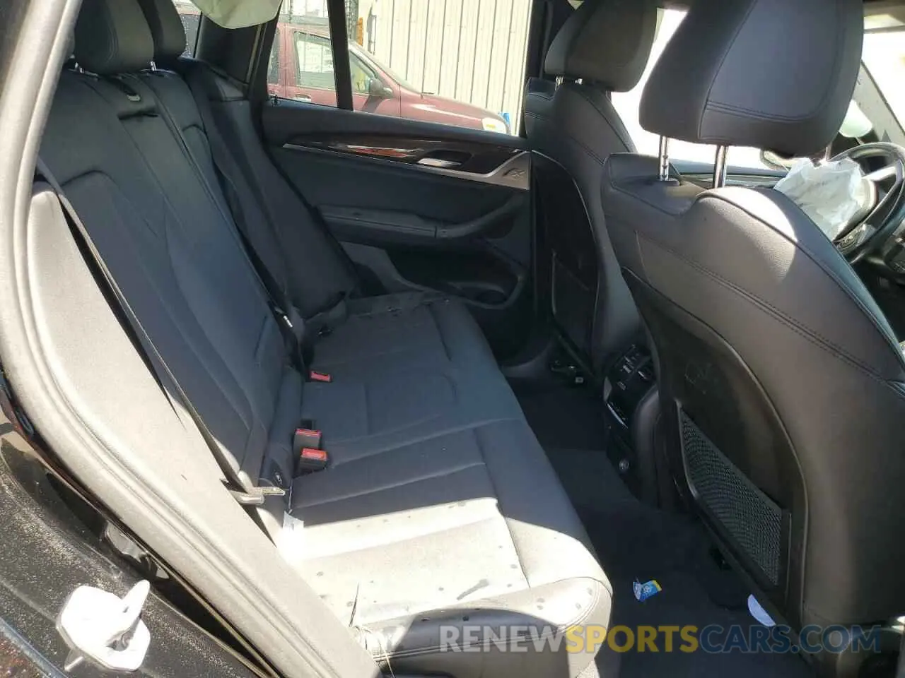 11 Photograph of a damaged car 5UXTR9C52KLD90830 BMW X3 2019
