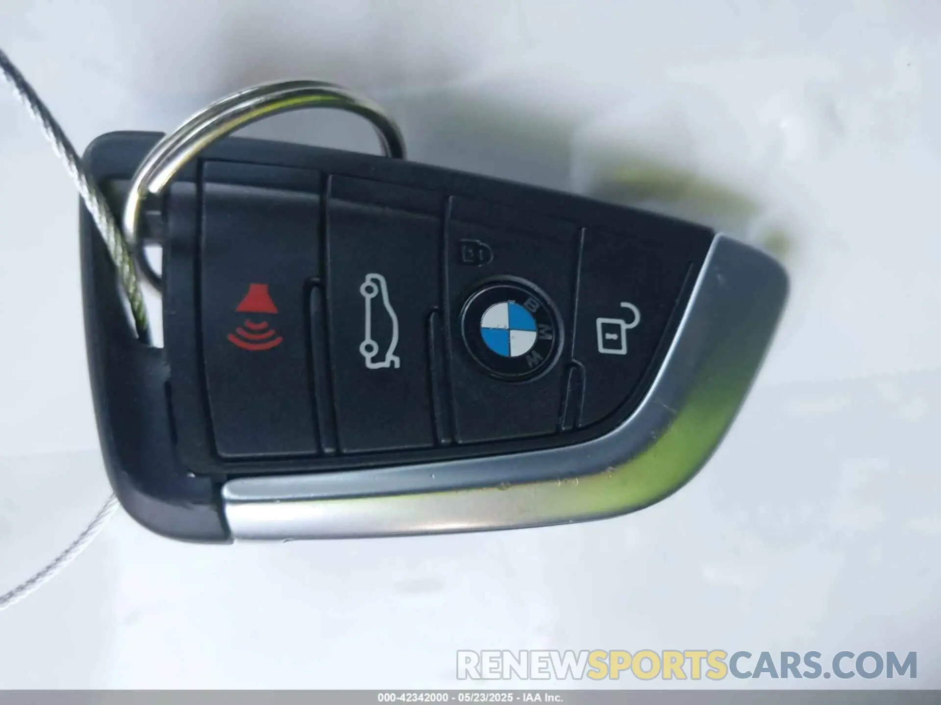 11 Photograph of a damaged car 5UXTR9C52KLE13877 BMW X3 2019
