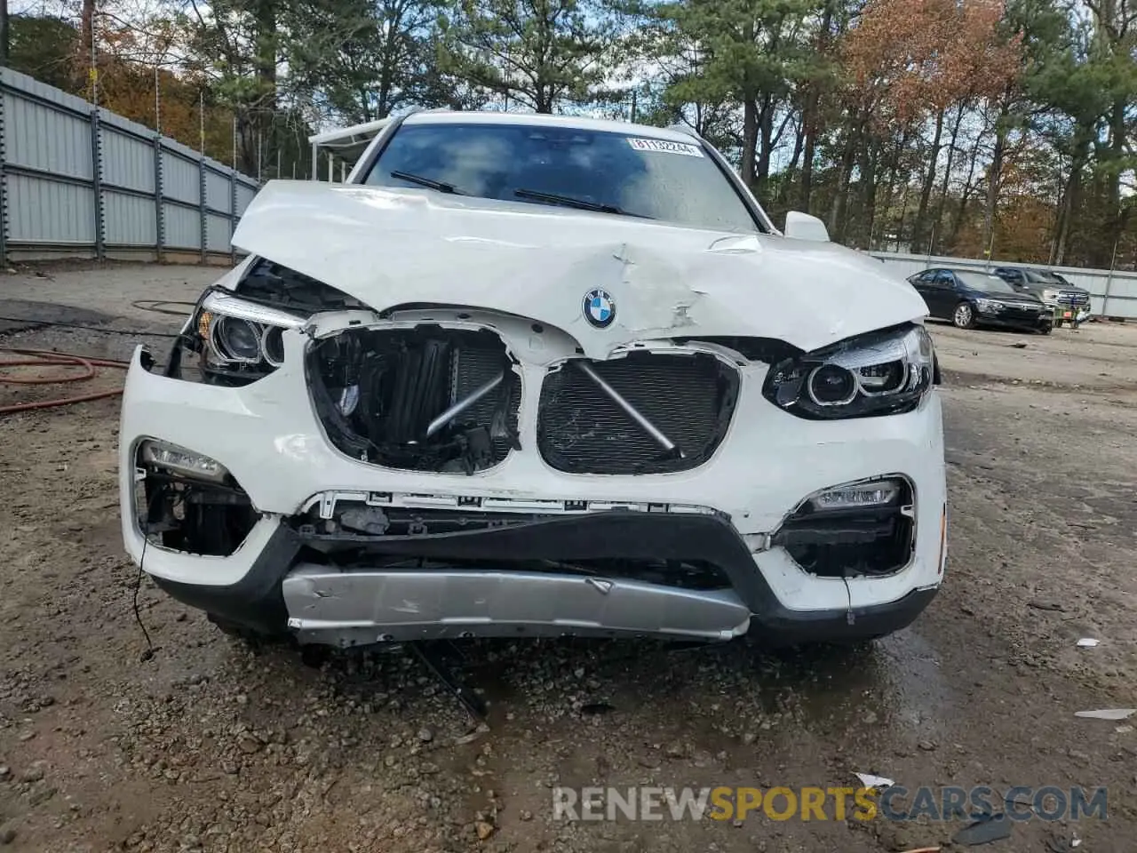 5 Photograph of a damaged car 5UXTR9C52KLE17606 BMW X3 2019
