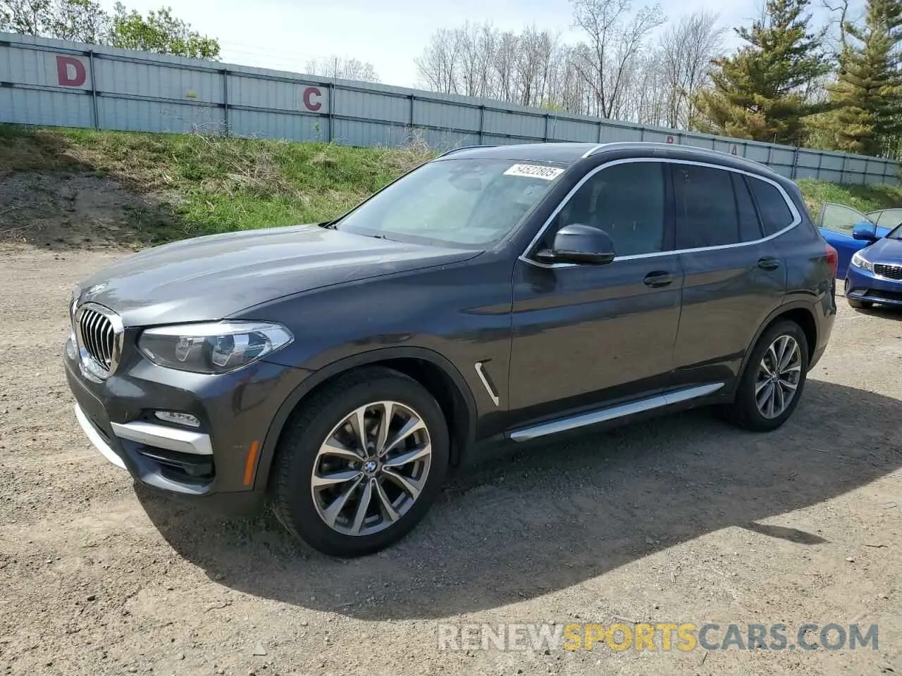 1 Photograph of a damaged car 5UXTR9C52KLE18111 BMW X3 2019