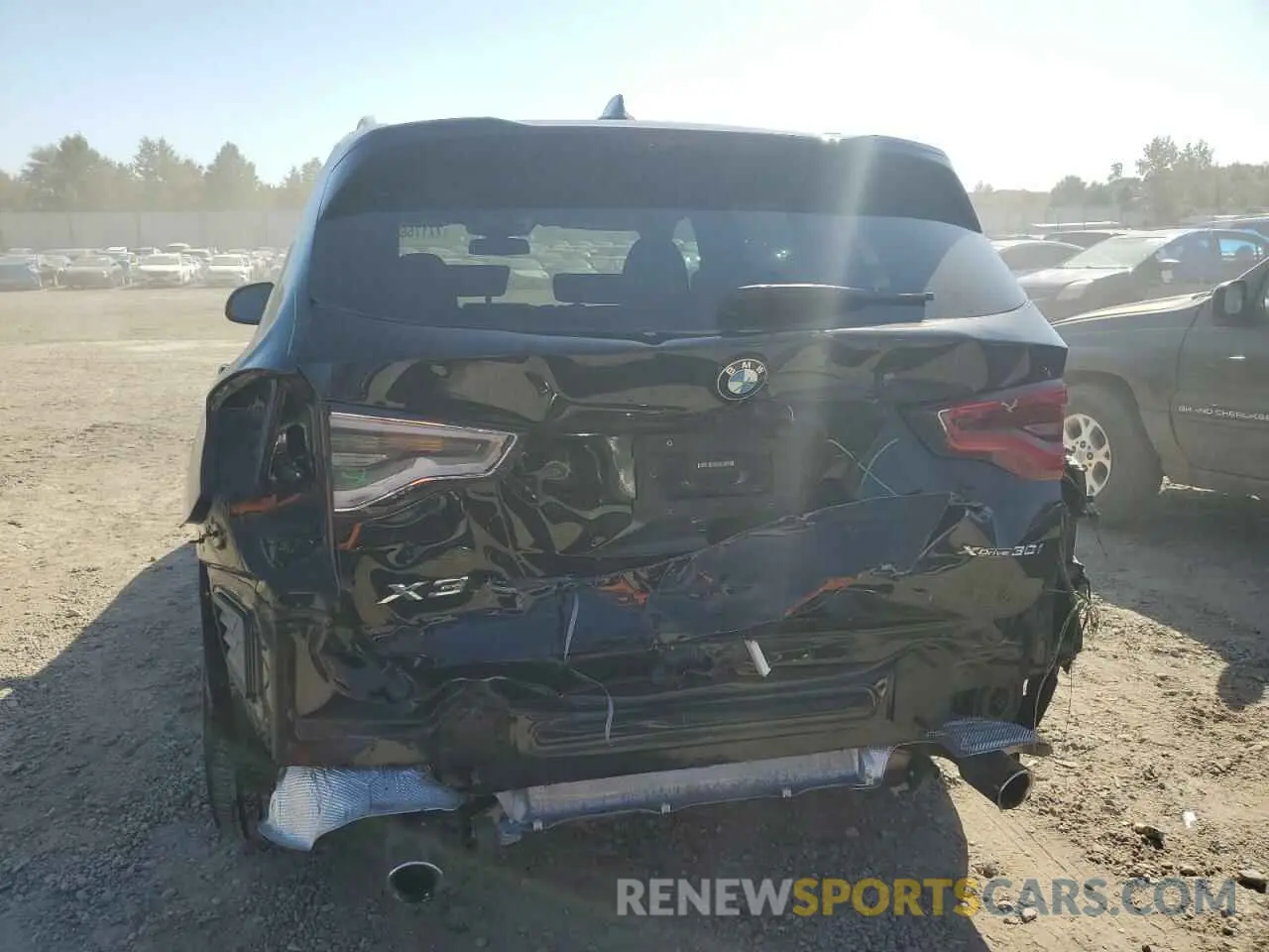 6 Photograph of a damaged car 5UXTR9C52KLP83496 BMW X3 2019