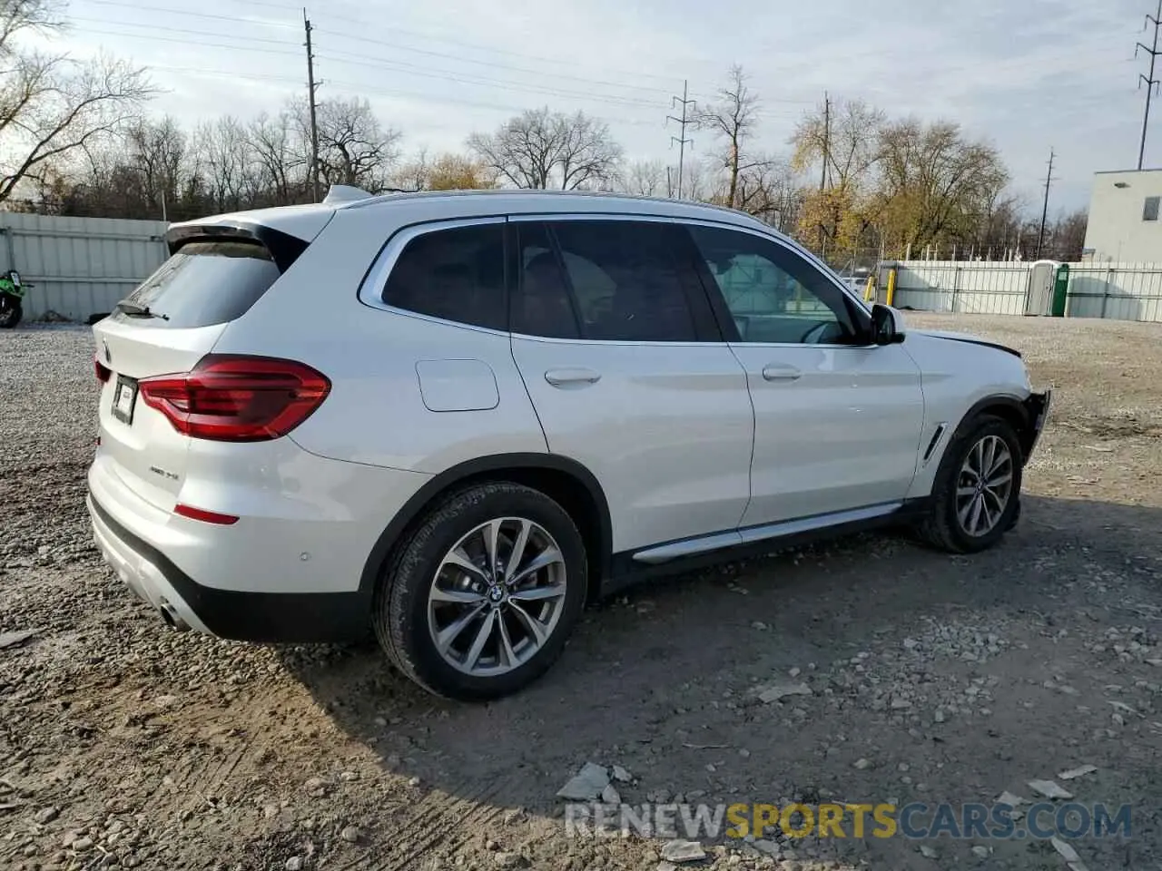 3 Photograph of a damaged car 5UXTR9C52KLP87600 BMW X3 2019