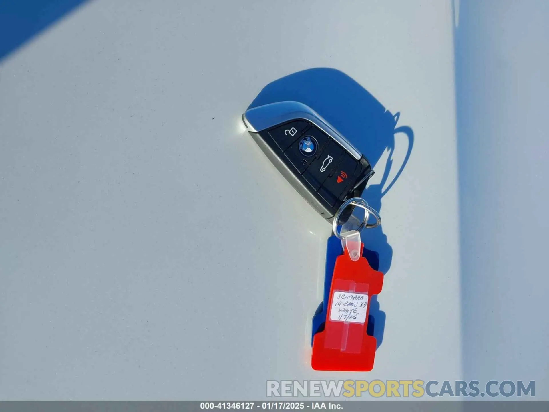 11 Photograph of a damaged car 5UXTR9C52KLP90836 BMW X3 2019