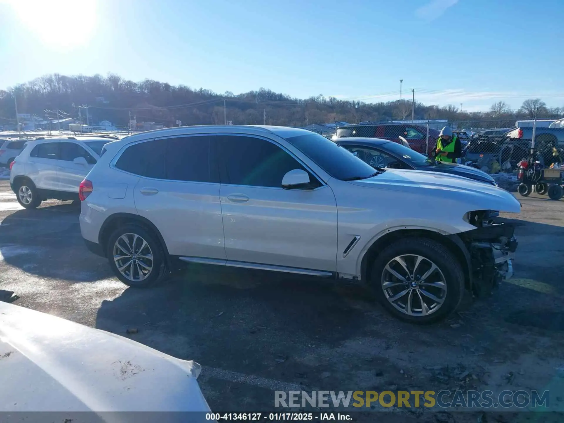 14 Photograph of a damaged car 5UXTR9C52KLP90836 BMW X3 2019