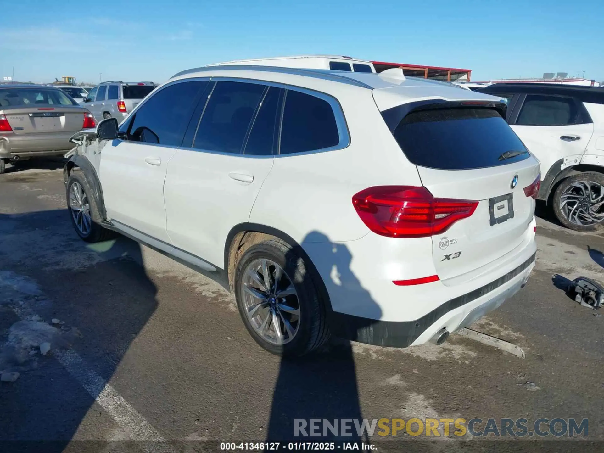 3 Photograph of a damaged car 5UXTR9C52KLP90836 BMW X3 2019