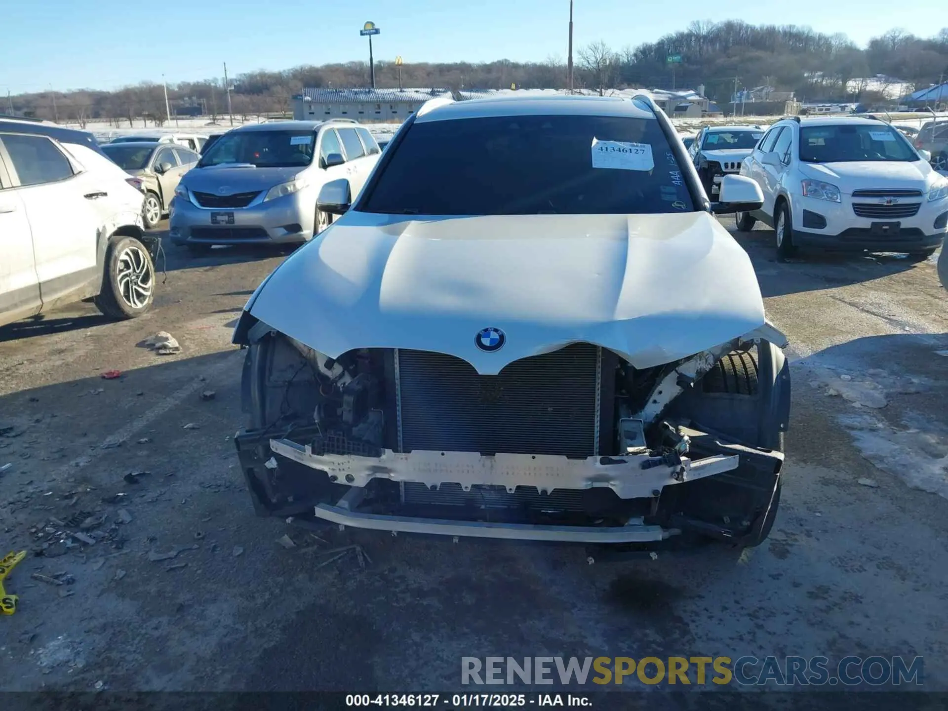 6 Photograph of a damaged car 5UXTR9C52KLP90836 BMW X3 2019