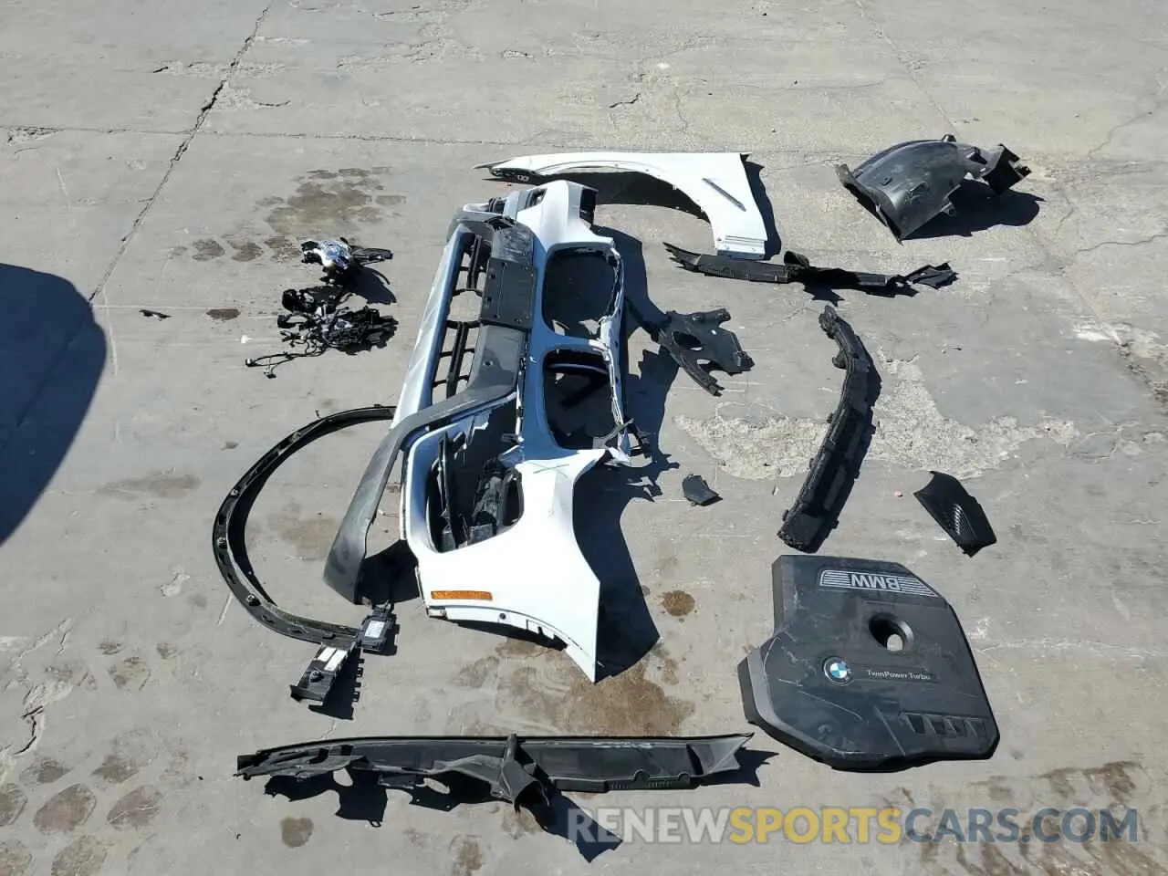 13 Photograph of a damaged car 5UXTR9C52KLP92876 BMW X3 2019