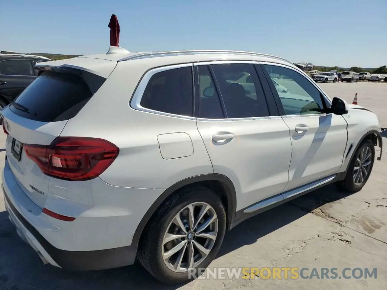 3 Photograph of a damaged car 5UXTR9C52KLP92876 BMW X3 2019
