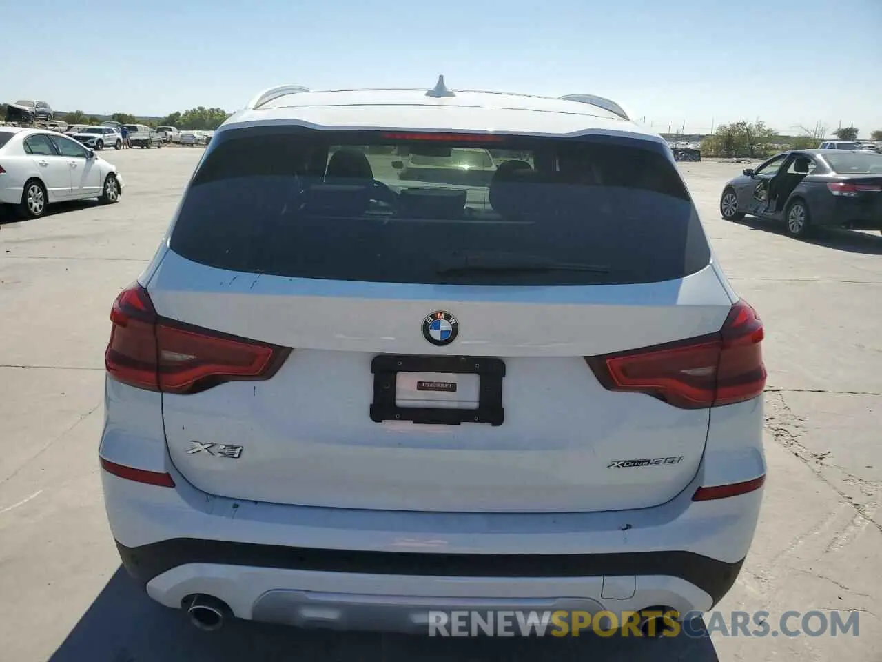 6 Photograph of a damaged car 5UXTR9C52KLP92876 BMW X3 2019