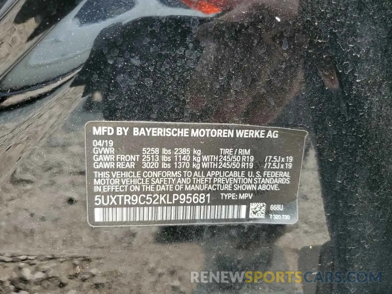 13 Photograph of a damaged car 5UXTR9C52KLP95681 BMW X3 2019