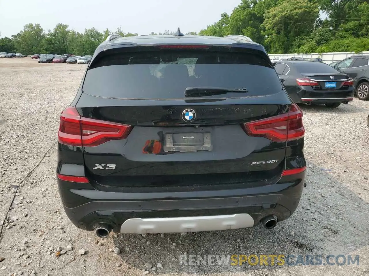 6 Photograph of a damaged car 5UXTR9C52KLP95681 BMW X3 2019