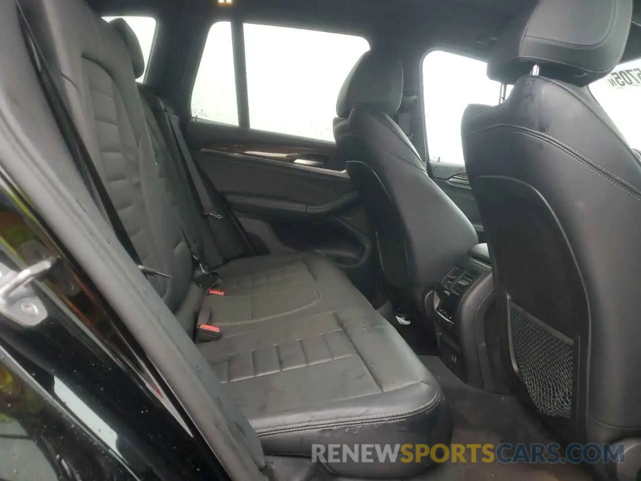 11 Photograph of a damaged car 5UXTR9C52KLP96894 BMW X3 2019