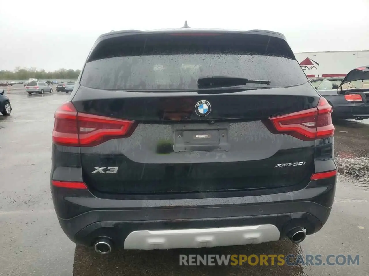 6 Photograph of a damaged car 5UXTR9C52KLP96894 BMW X3 2019
