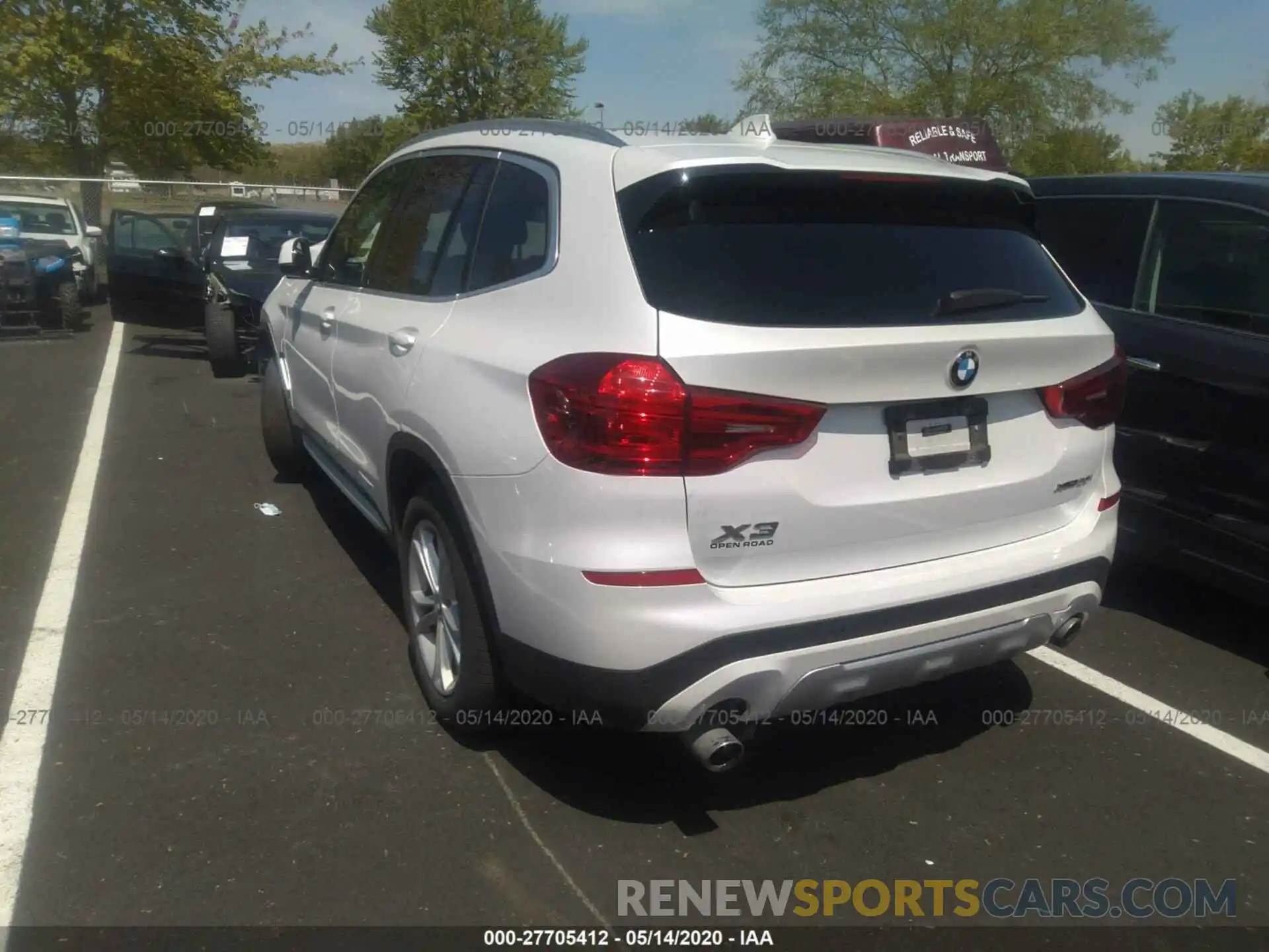 3 Photograph of a damaged car 5UXTR9C52KLR08027 BMW X3 2019