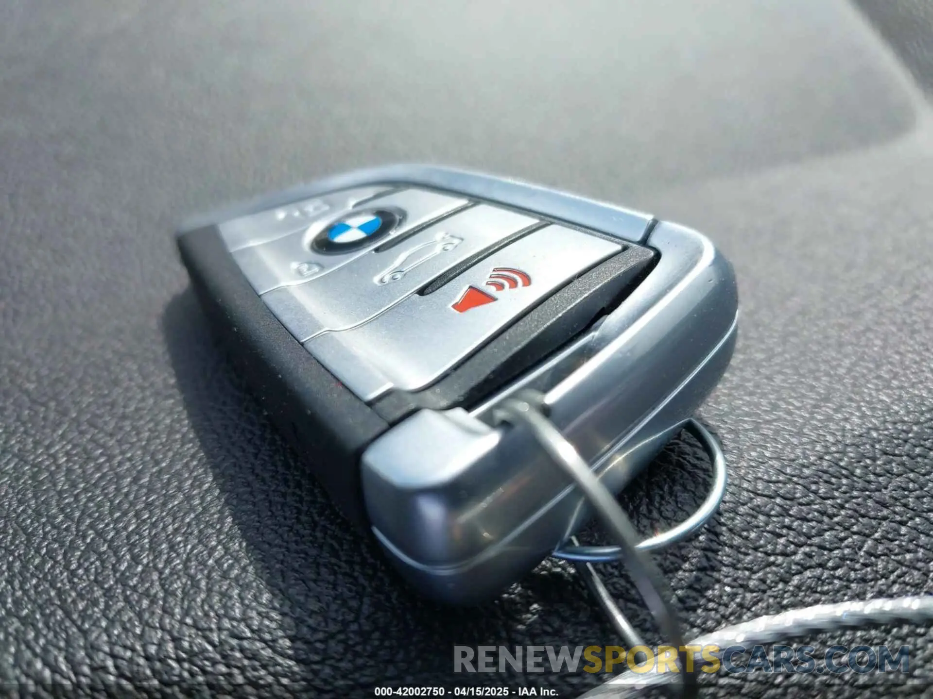 11 Photograph of a damaged car 5UXTR9C52KLR11316 BMW X3 2019