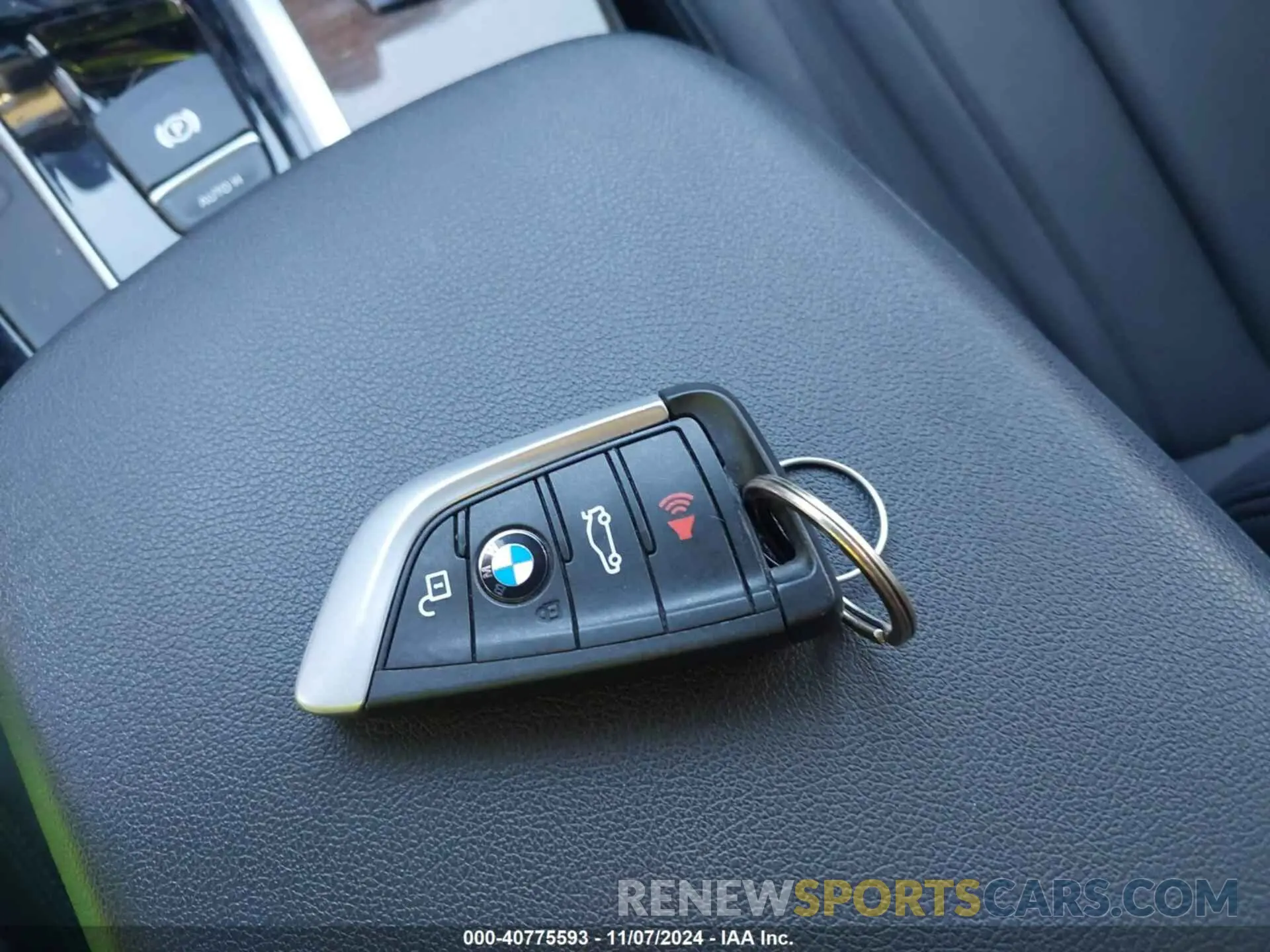 11 Photograph of a damaged car 5UXTR9C53KLD93834 BMW X3 2019