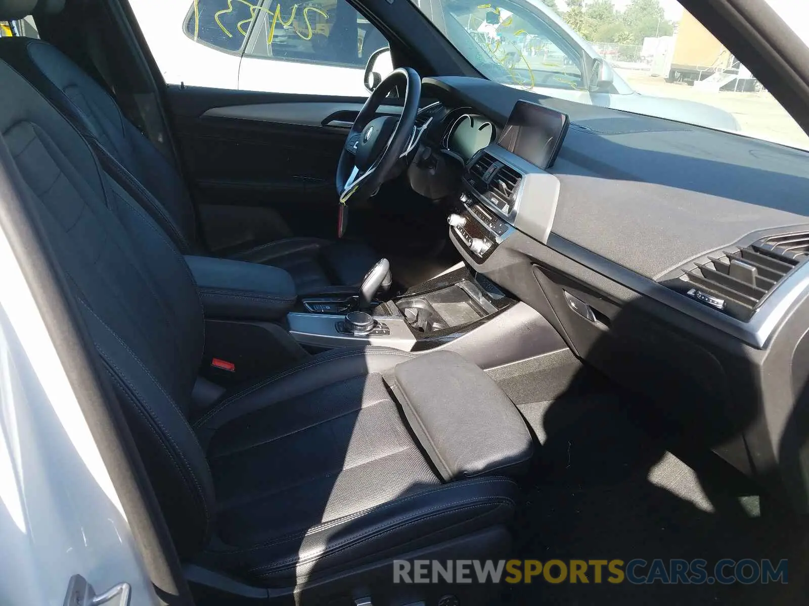 5 Photograph of a damaged car 5UXTR9C53KLD96572 BMW X3 2019