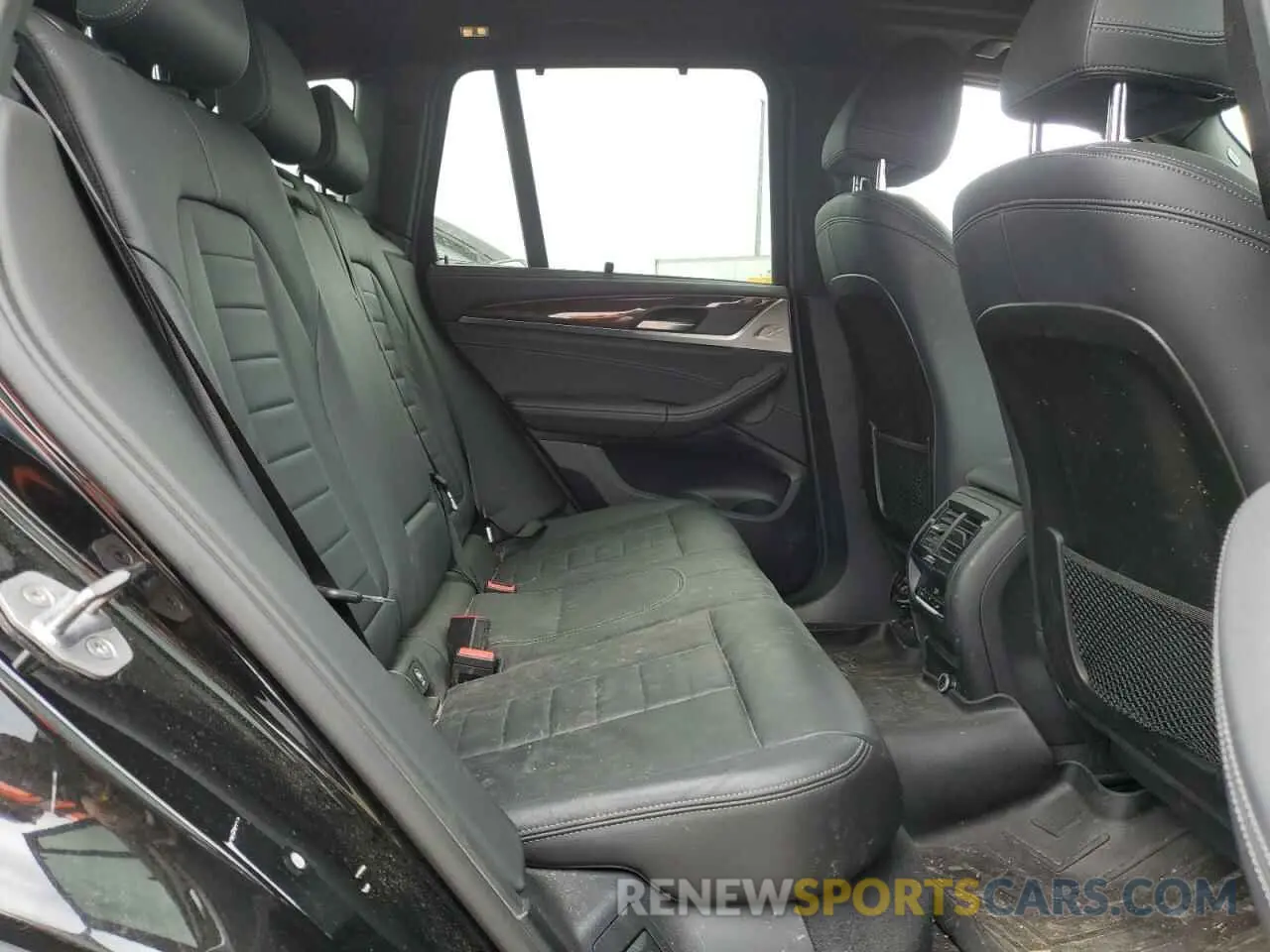 11 Photograph of a damaged car 5UXTR9C53KLD97026 BMW X3 2019