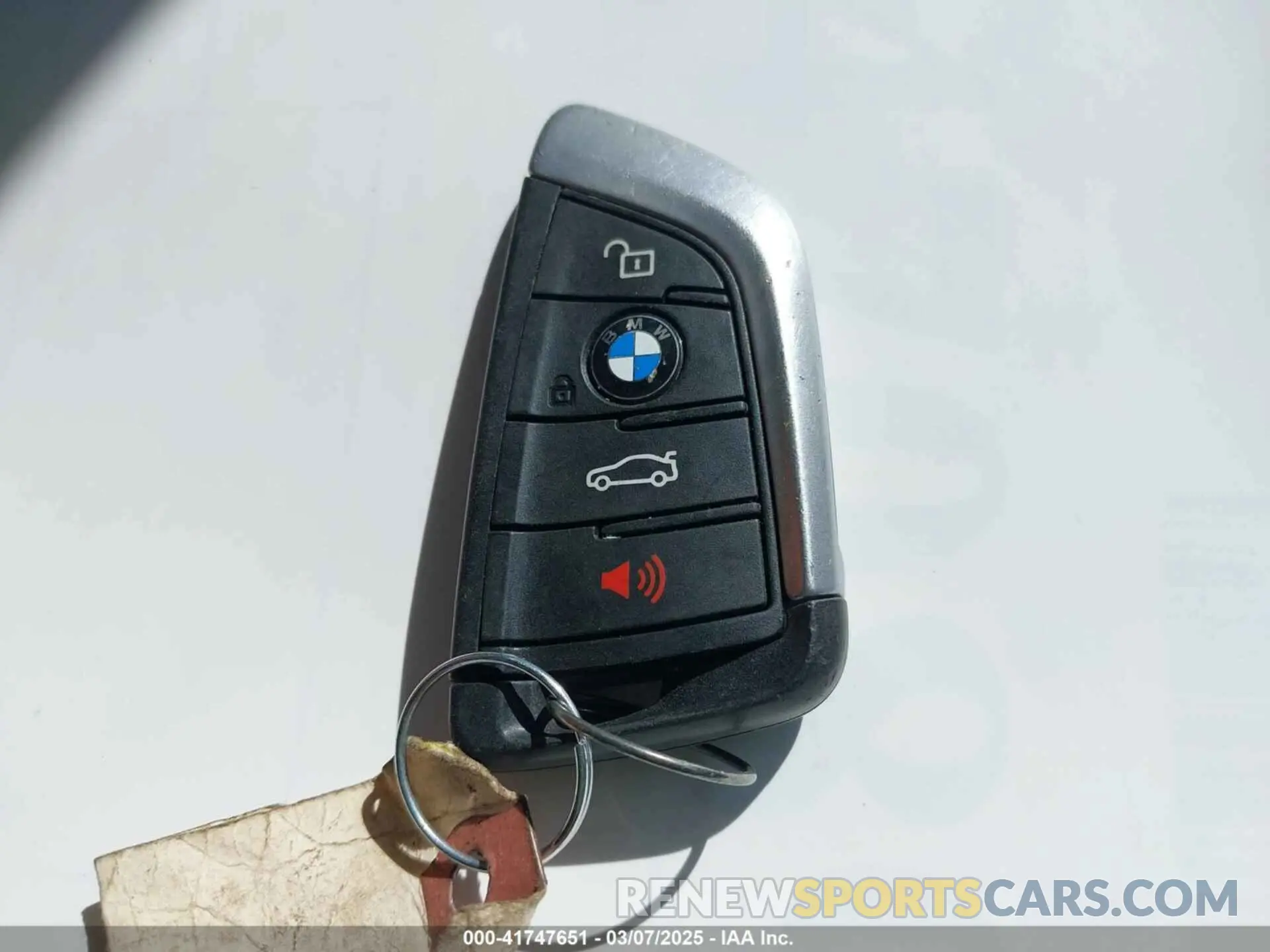 11 Photograph of a damaged car 5UXTR9C53KLE14519 BMW X3 2019