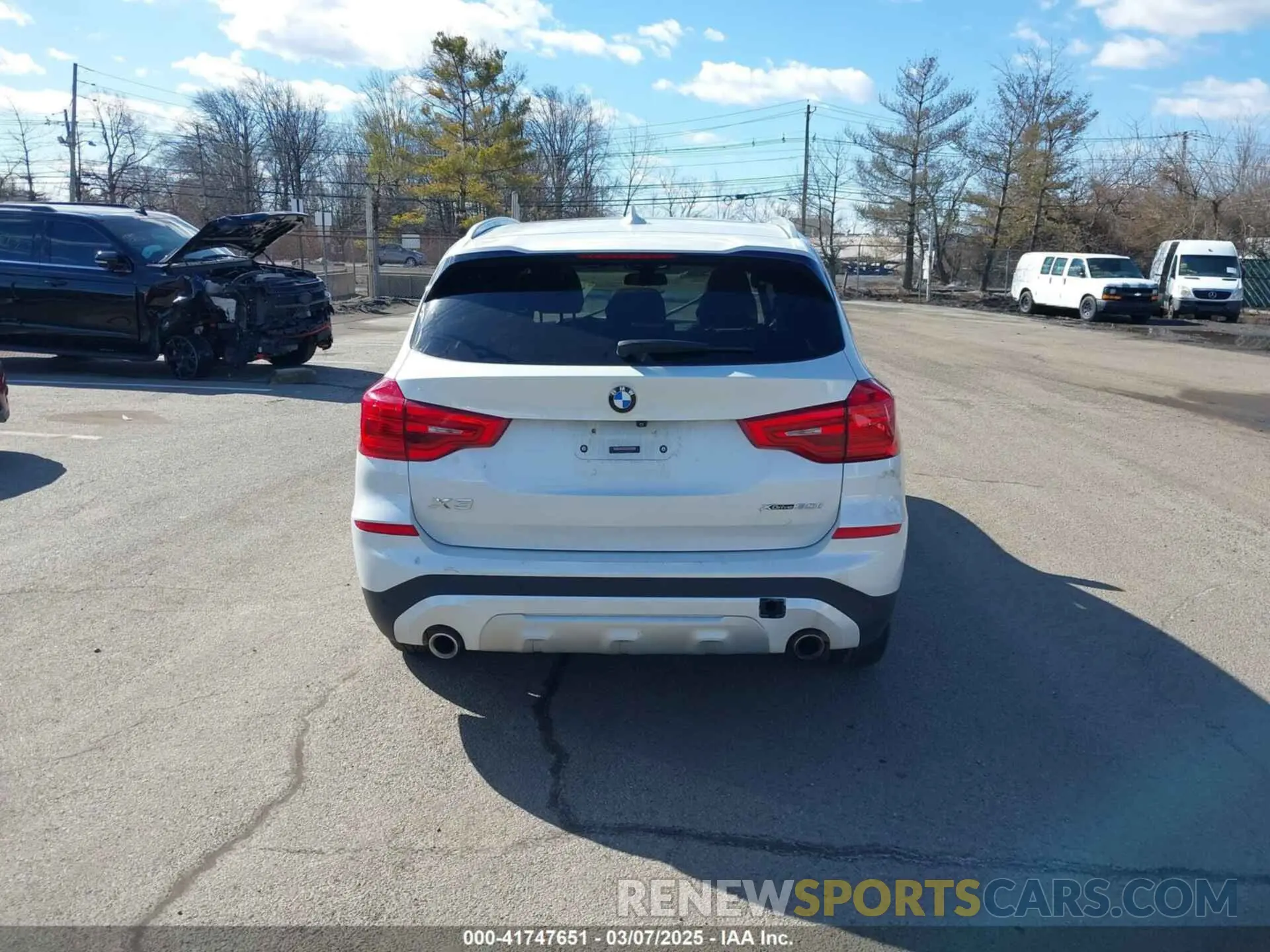 16 Photograph of a damaged car 5UXTR9C53KLE14519 BMW X3 2019
