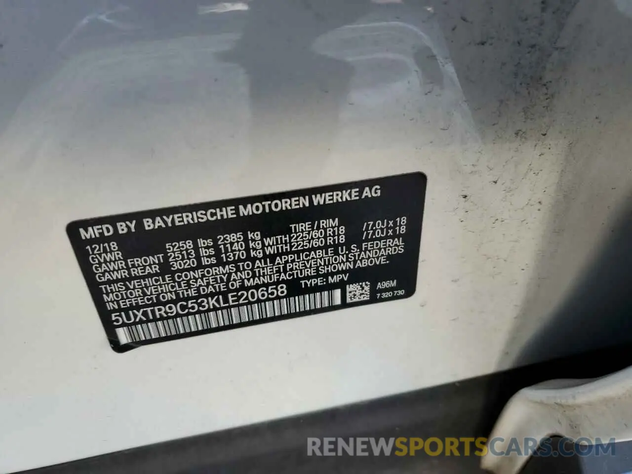 13 Photograph of a damaged car 5UXTR9C53KLE20658 BMW X3 2019
