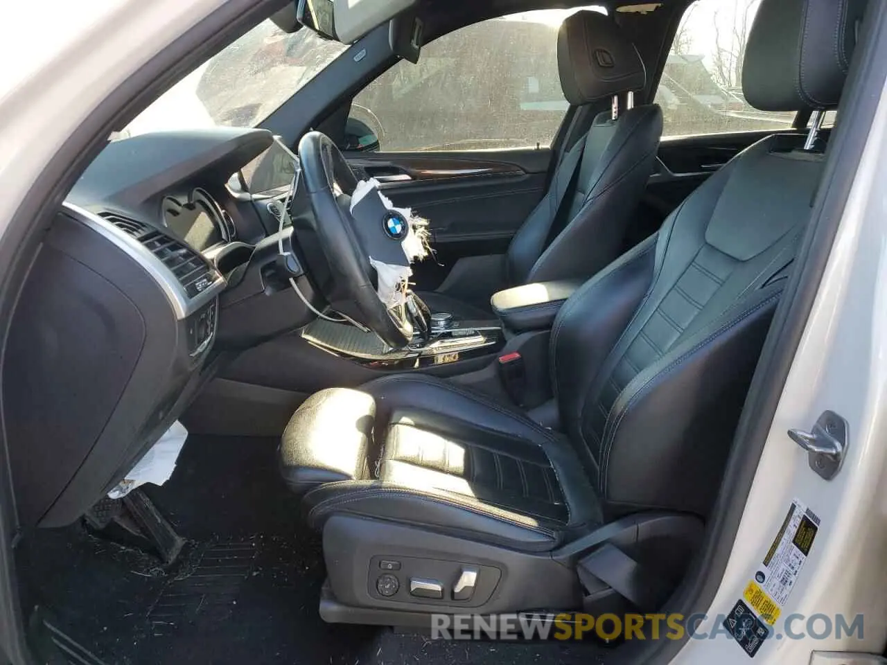 7 Photograph of a damaged car 5UXTR9C53KLE20658 BMW X3 2019