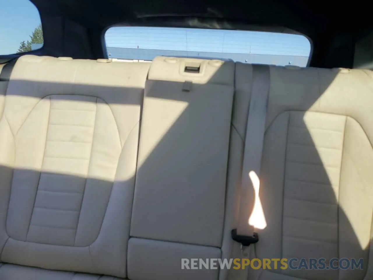 10 Photograph of a damaged car 5UXTR9C53KLP76542 BMW X3 2019
