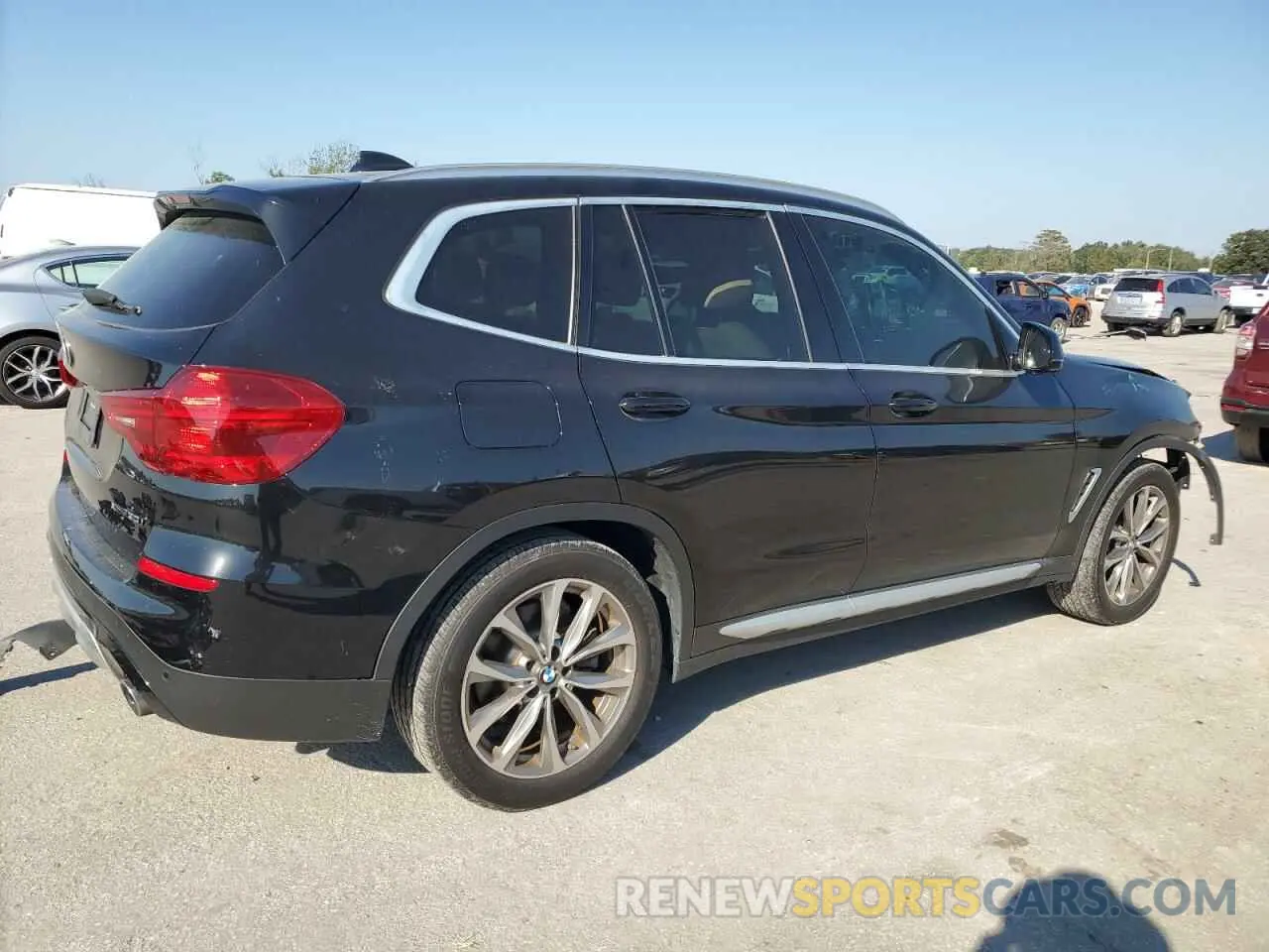 3 Photograph of a damaged car 5UXTR9C53KLP82843 BMW X3 2019