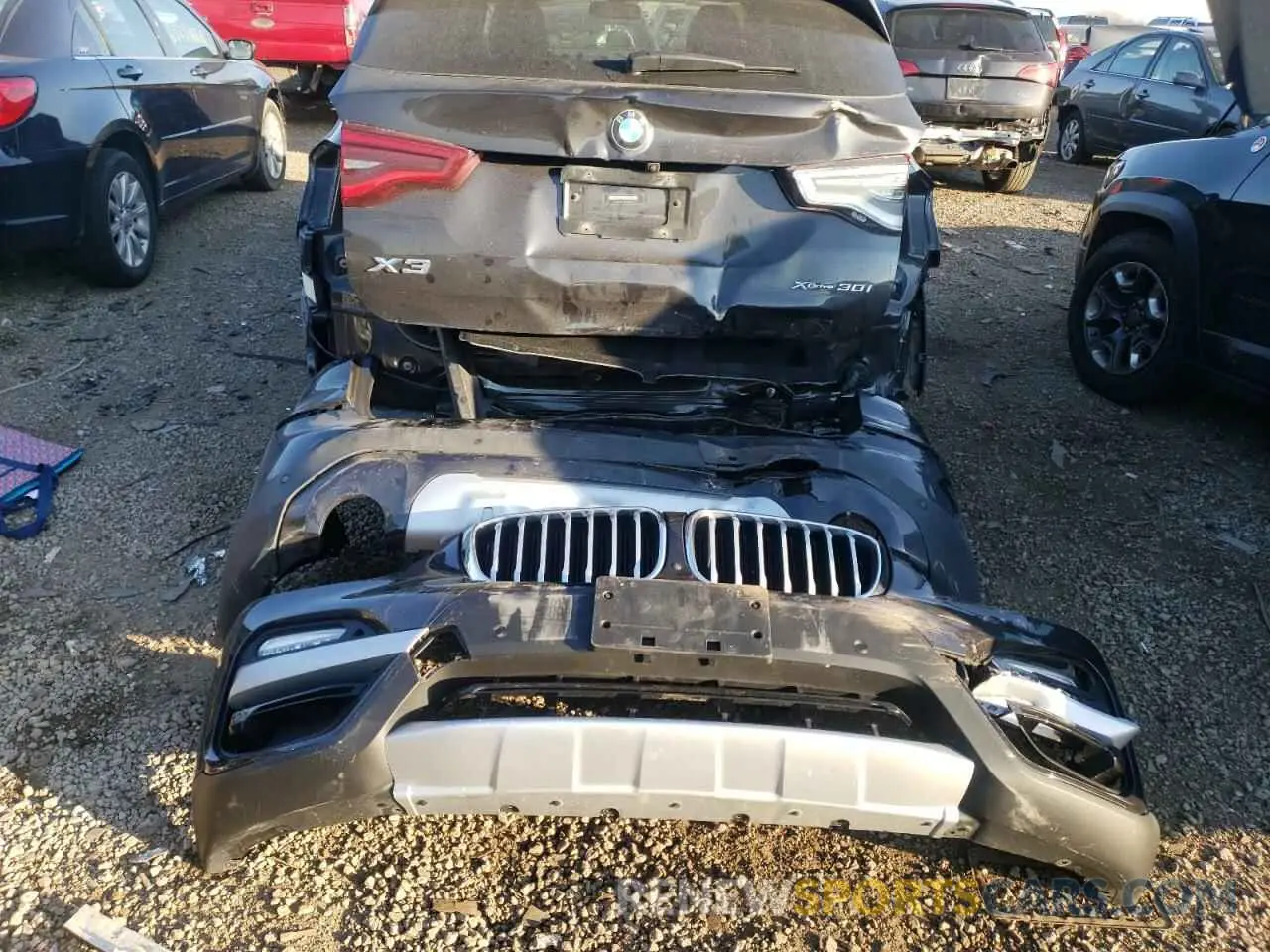 9 Photograph of a damaged car 5UXTR9C53KLP87783 BMW X3 2019