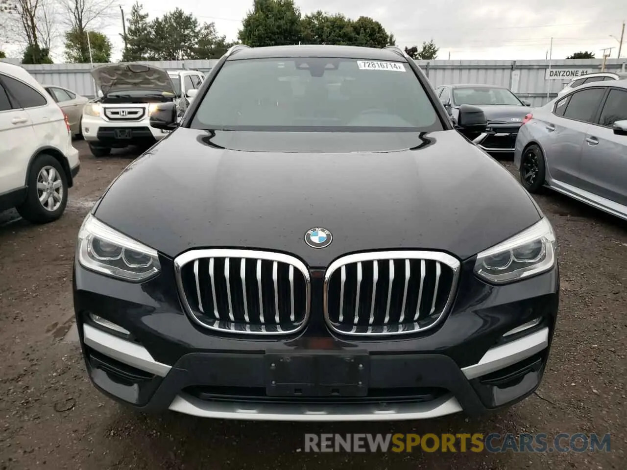 5 Photograph of a damaged car 5UXTR9C53KLP96208 BMW X3 2019