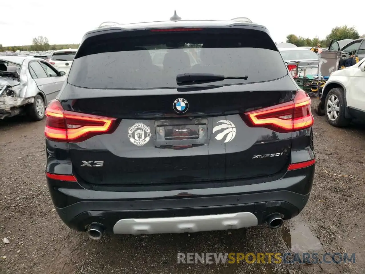 6 Photograph of a damaged car 5UXTR9C53KLP96208 BMW X3 2019