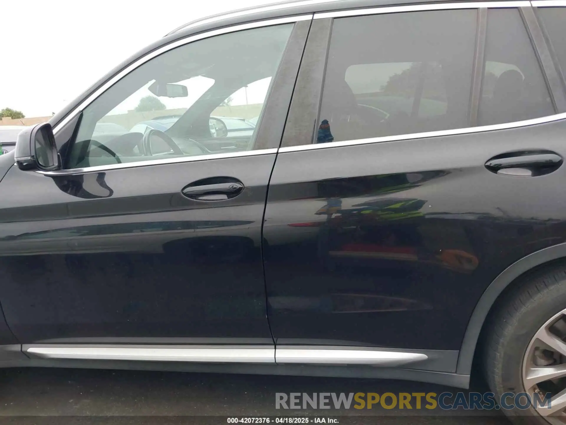 15 Photograph of a damaged car 5UXTR9C54KLD94460 BMW X3 2019