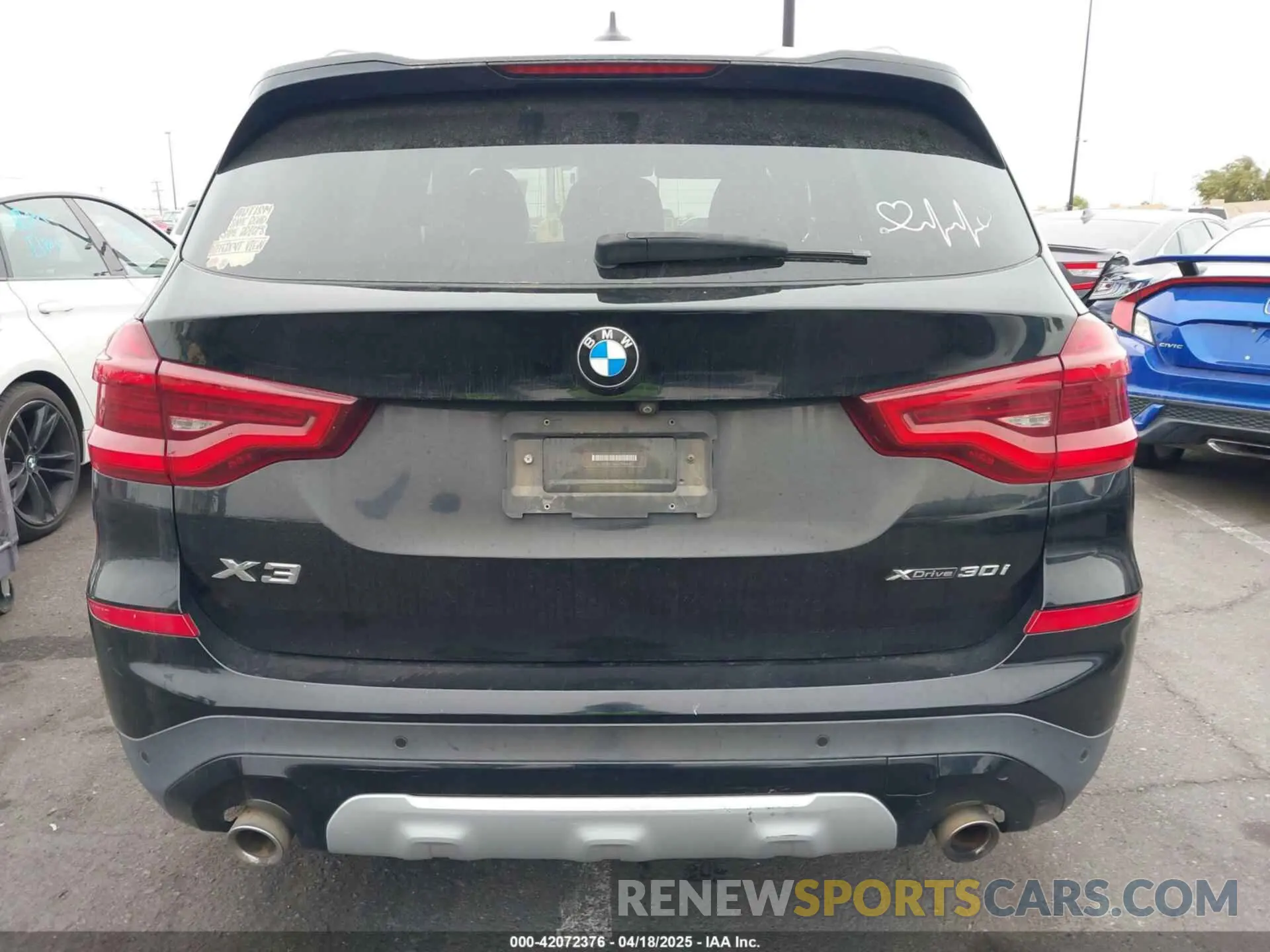 17 Photograph of a damaged car 5UXTR9C54KLD94460 BMW X3 2019