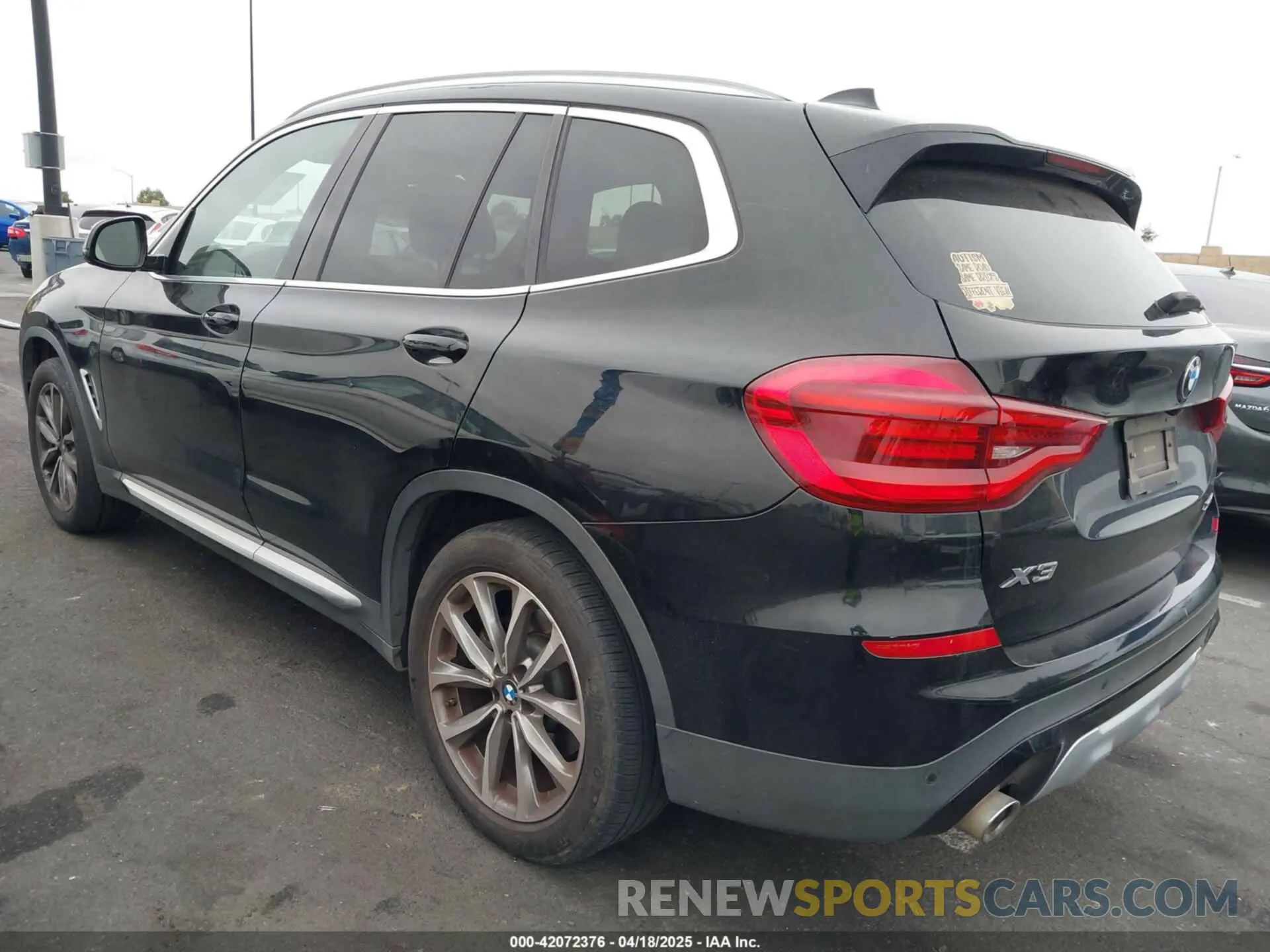 3 Photograph of a damaged car 5UXTR9C54KLD94460 BMW X3 2019