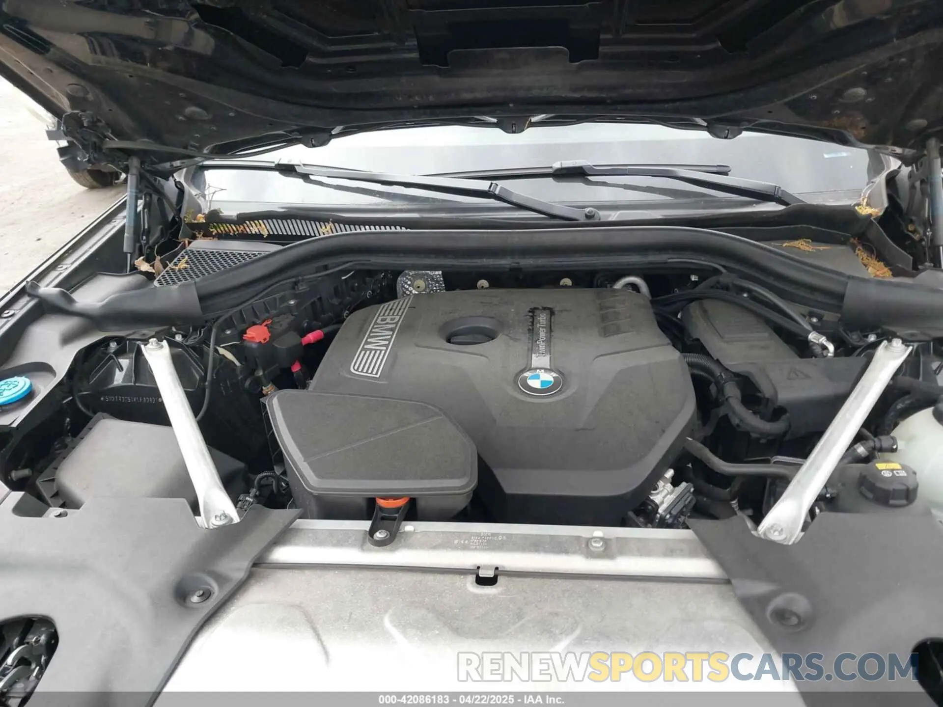 10 Photograph of a damaged car 5UXTR9C54KLP80891 BMW X3 2019