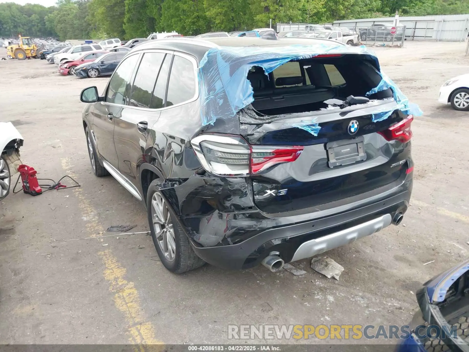 3 Photograph of a damaged car 5UXTR9C54KLP80891 BMW X3 2019