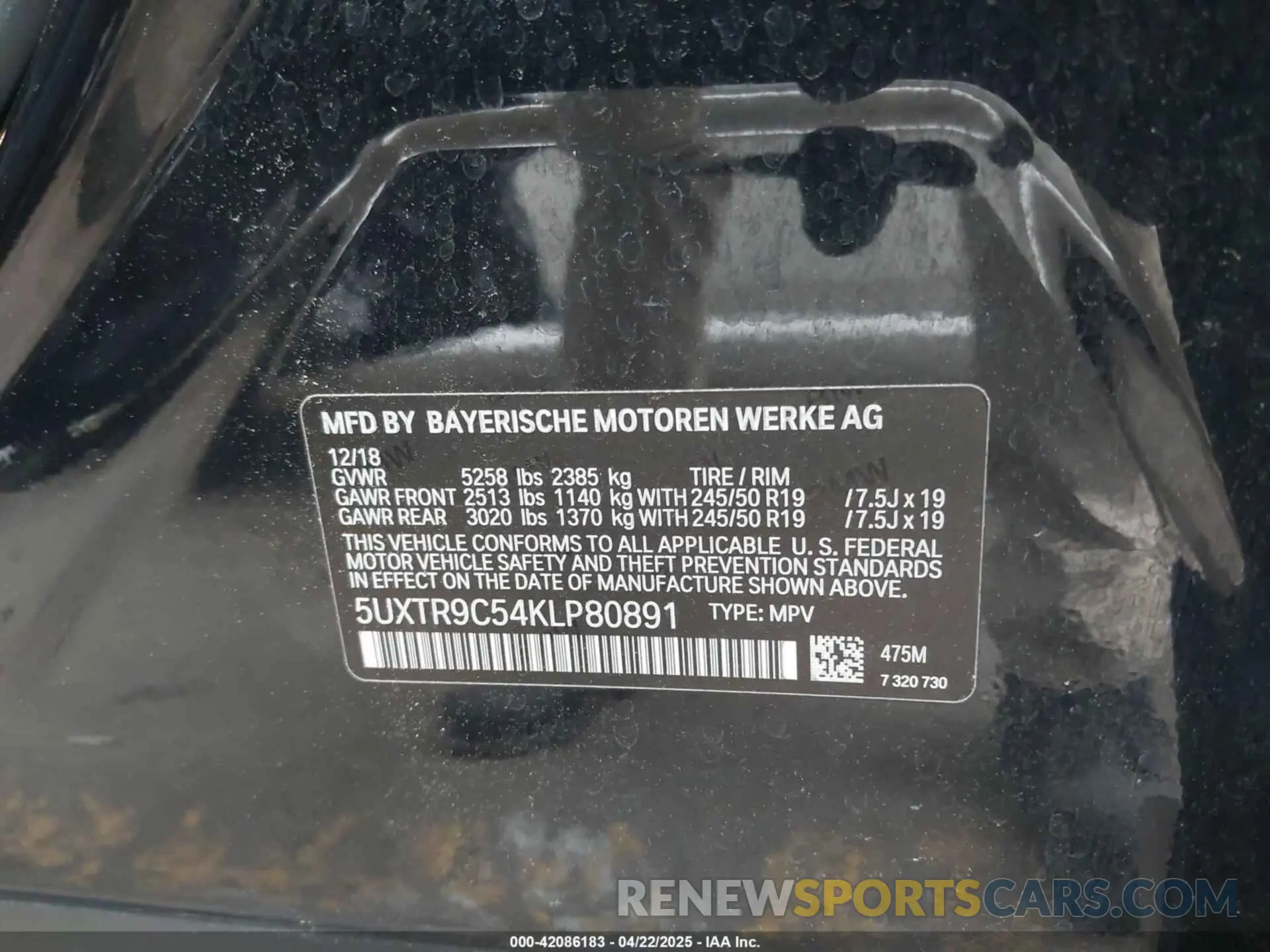 9 Photograph of a damaged car 5UXTR9C54KLP80891 BMW X3 2019
