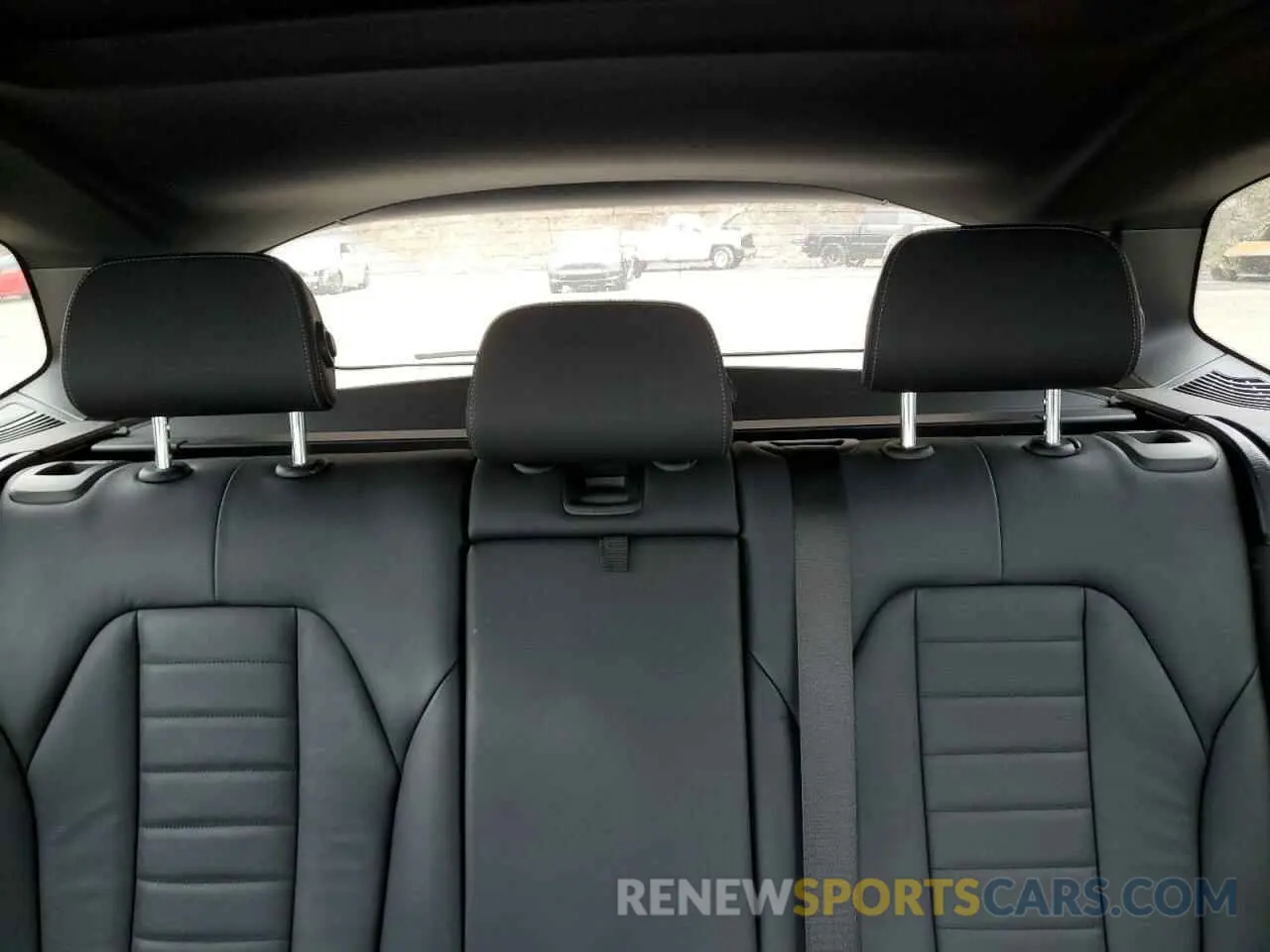 10 Photograph of a damaged car 5UXTR9C54KLP81880 BMW X3 2019