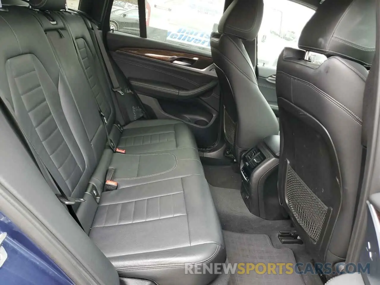 11 Photograph of a damaged car 5UXTR9C54KLP81880 BMW X3 2019