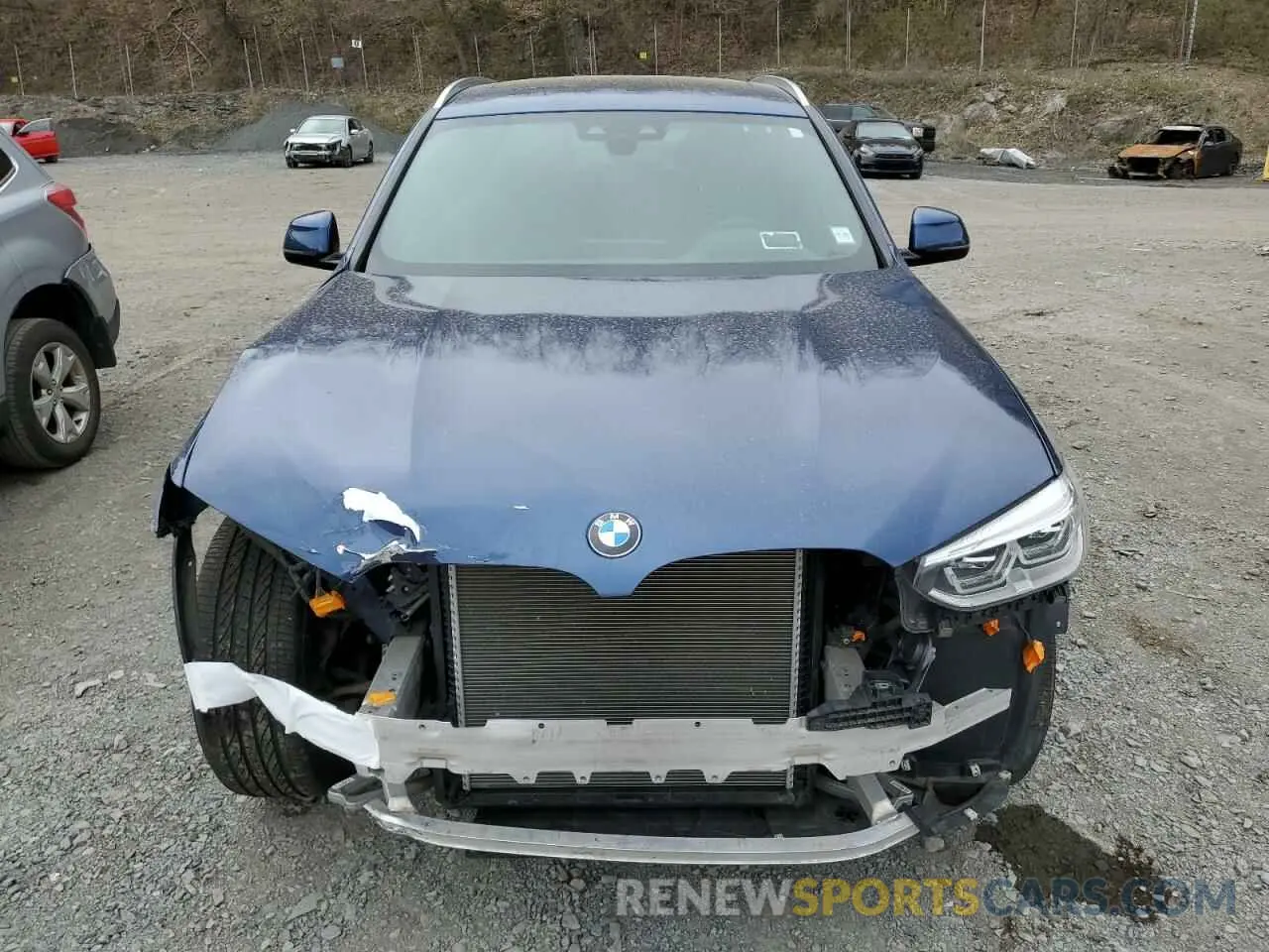5 Photograph of a damaged car 5UXTR9C54KLP81880 BMW X3 2019