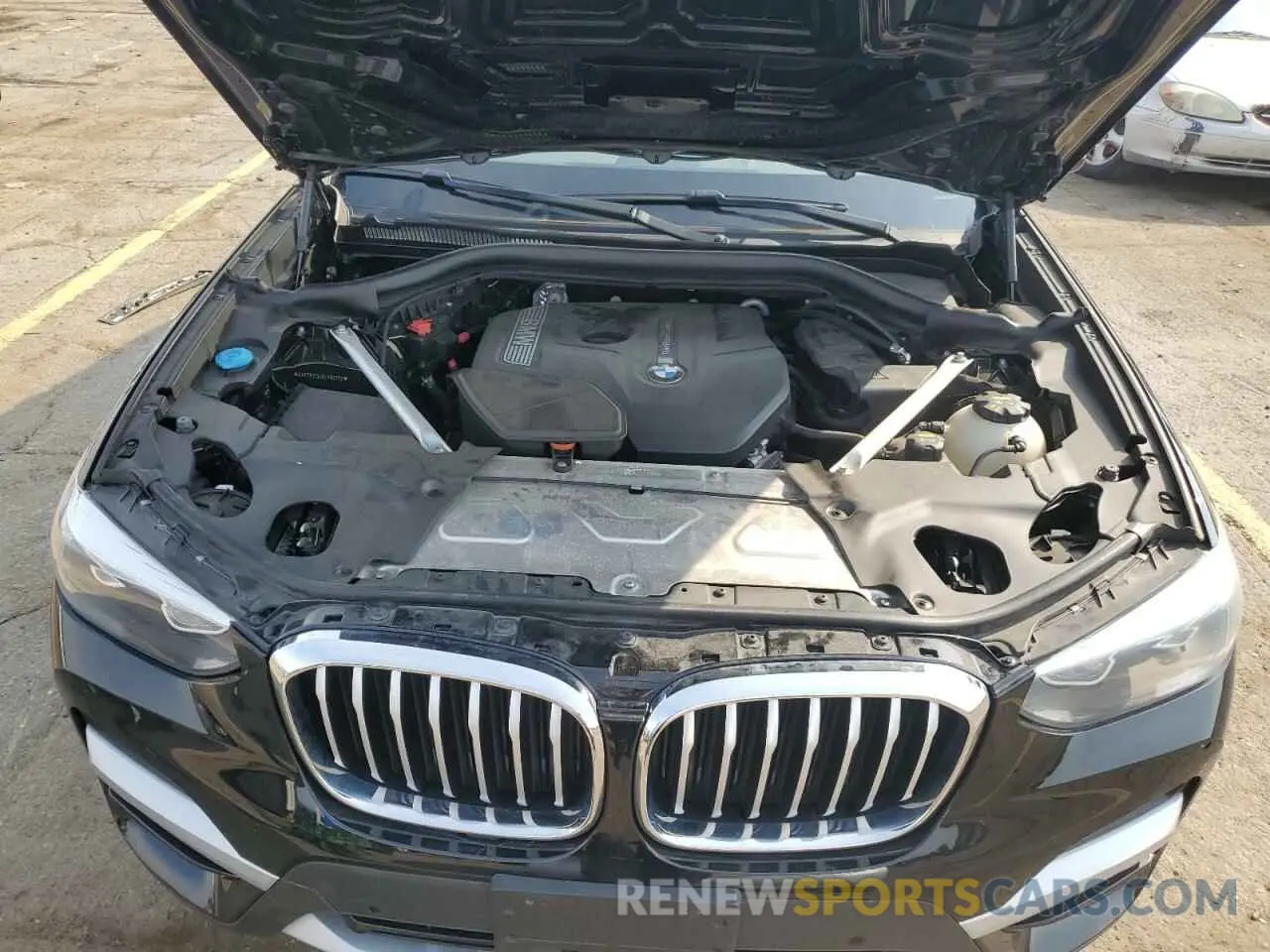 12 Photograph of a damaged car 5UXTR9C54KLP83709 BMW X3 2019